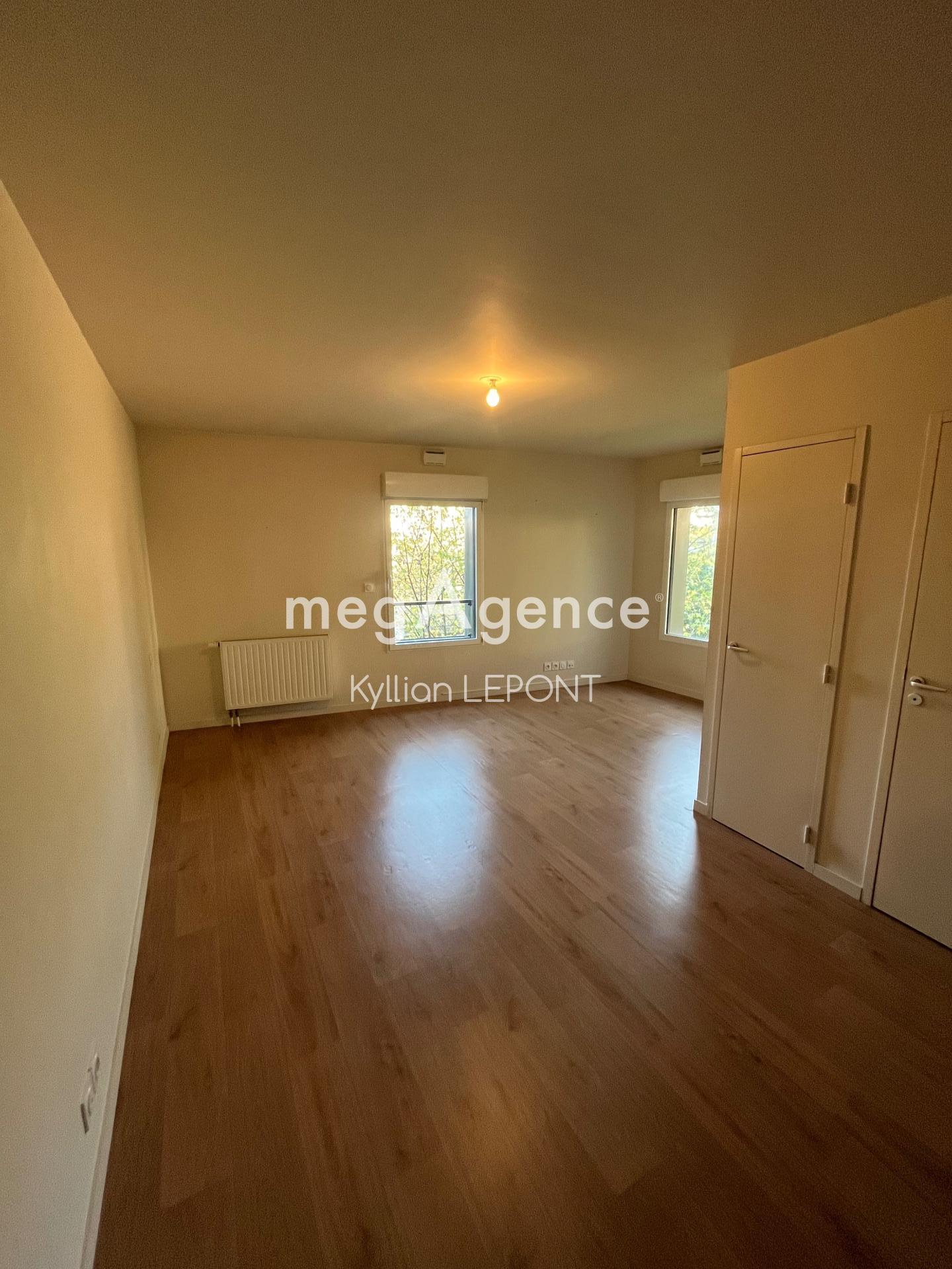 Miniature photo - 2 / 6