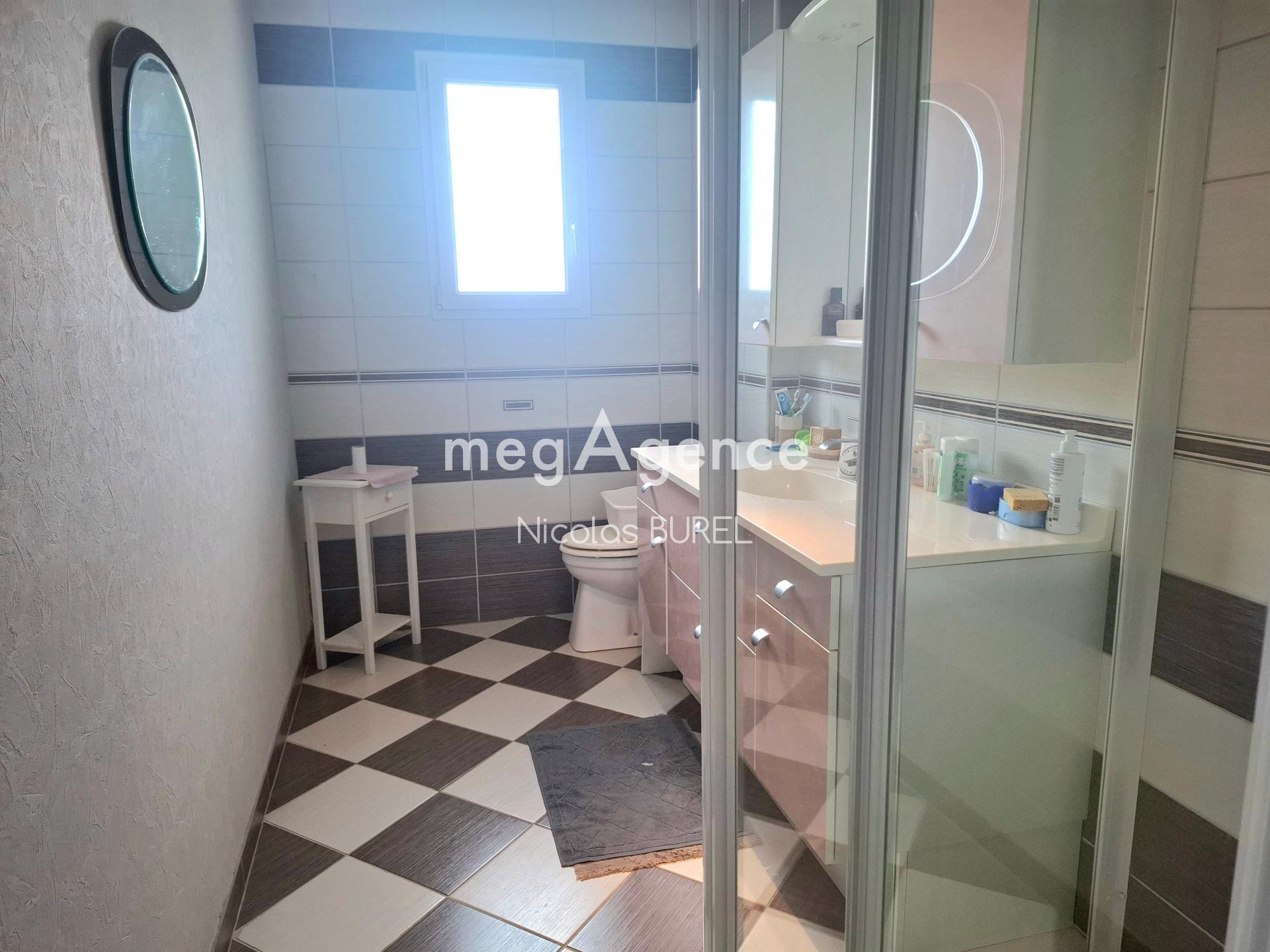 Miniature photo - 2 / 8