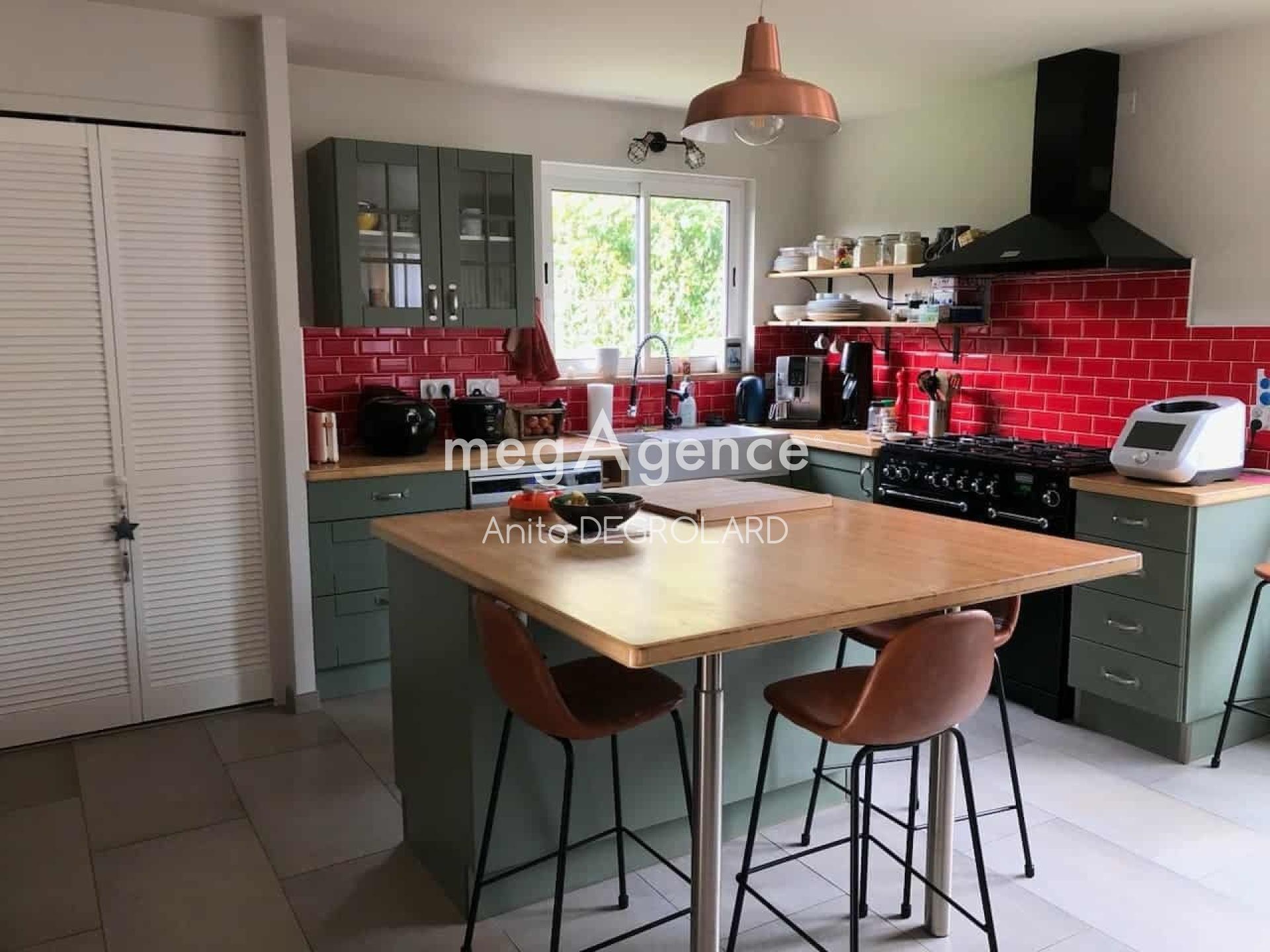 Miniature photo - 2 / 10