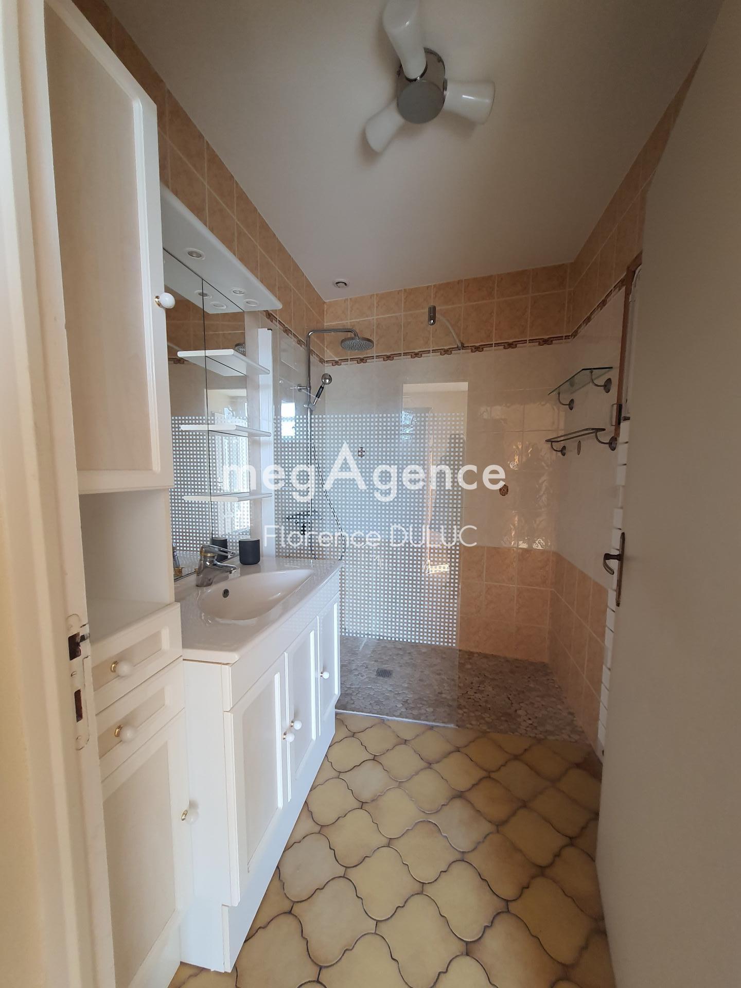 Miniature photo - 12 / 19