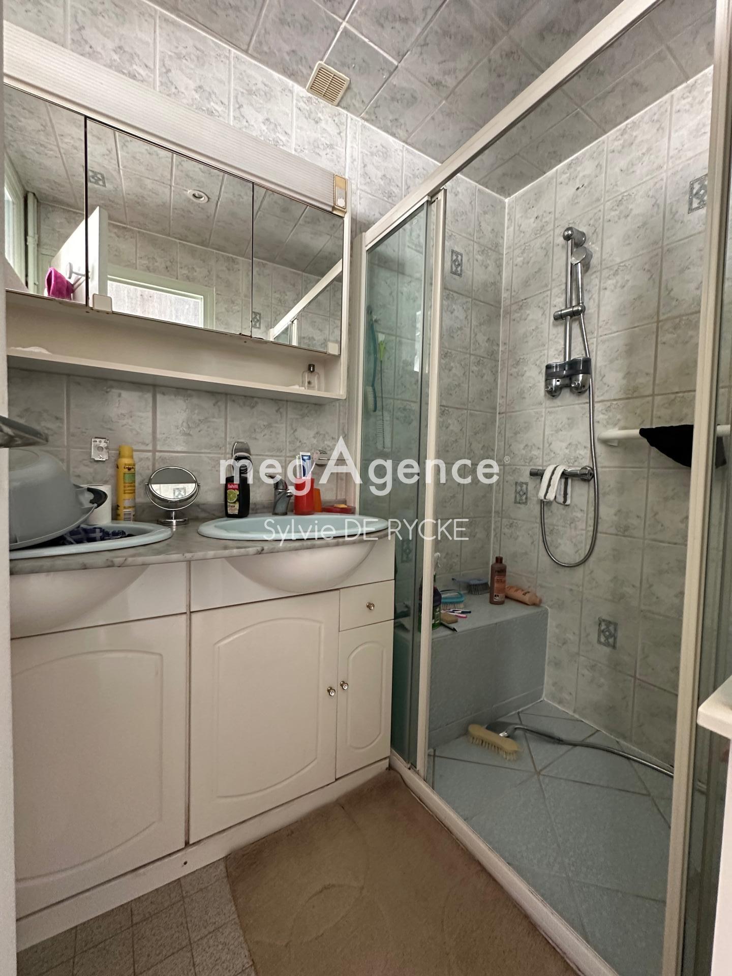 Miniature photo - 6 / 10