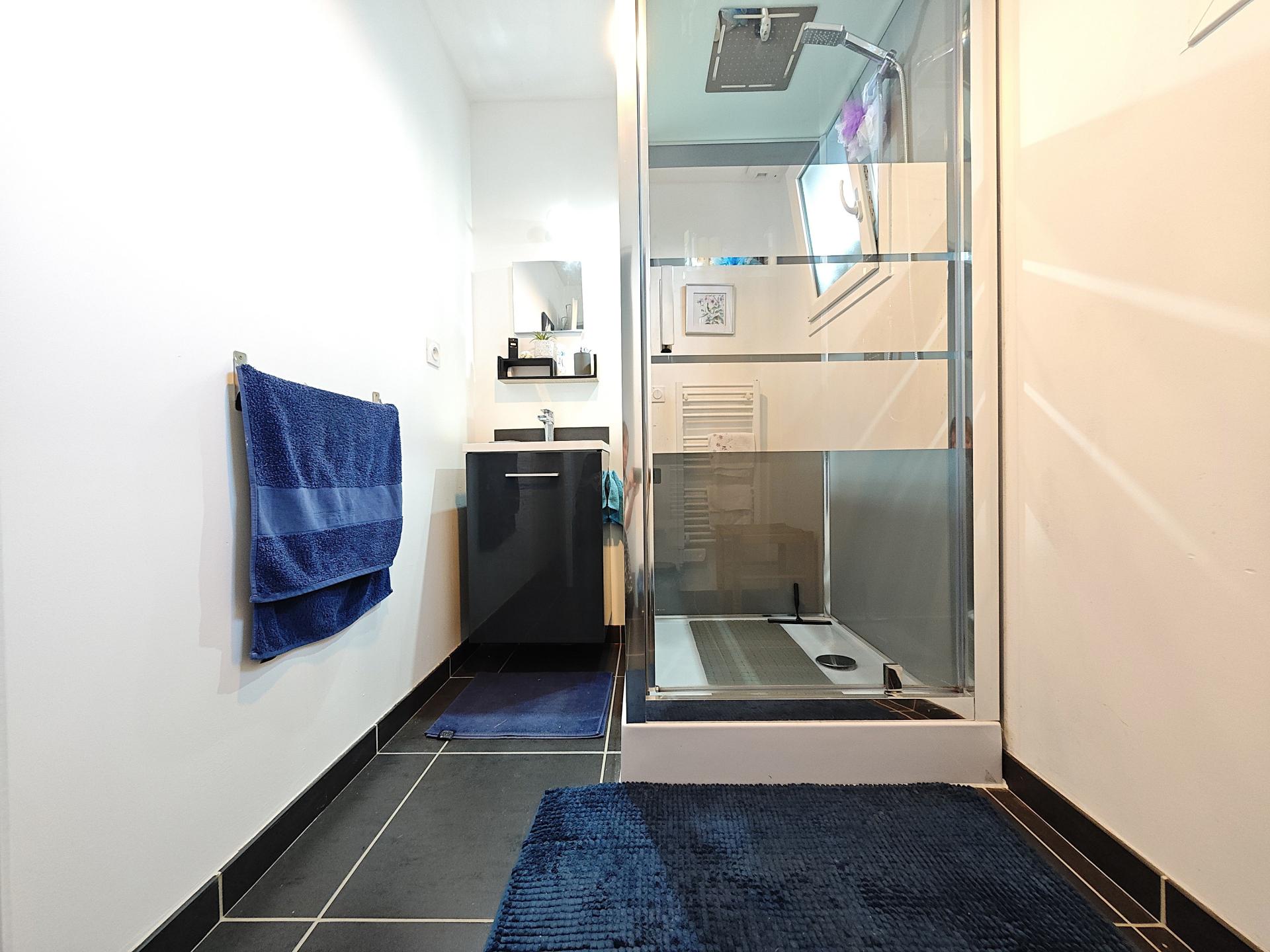 Miniature photo - 8 / 14