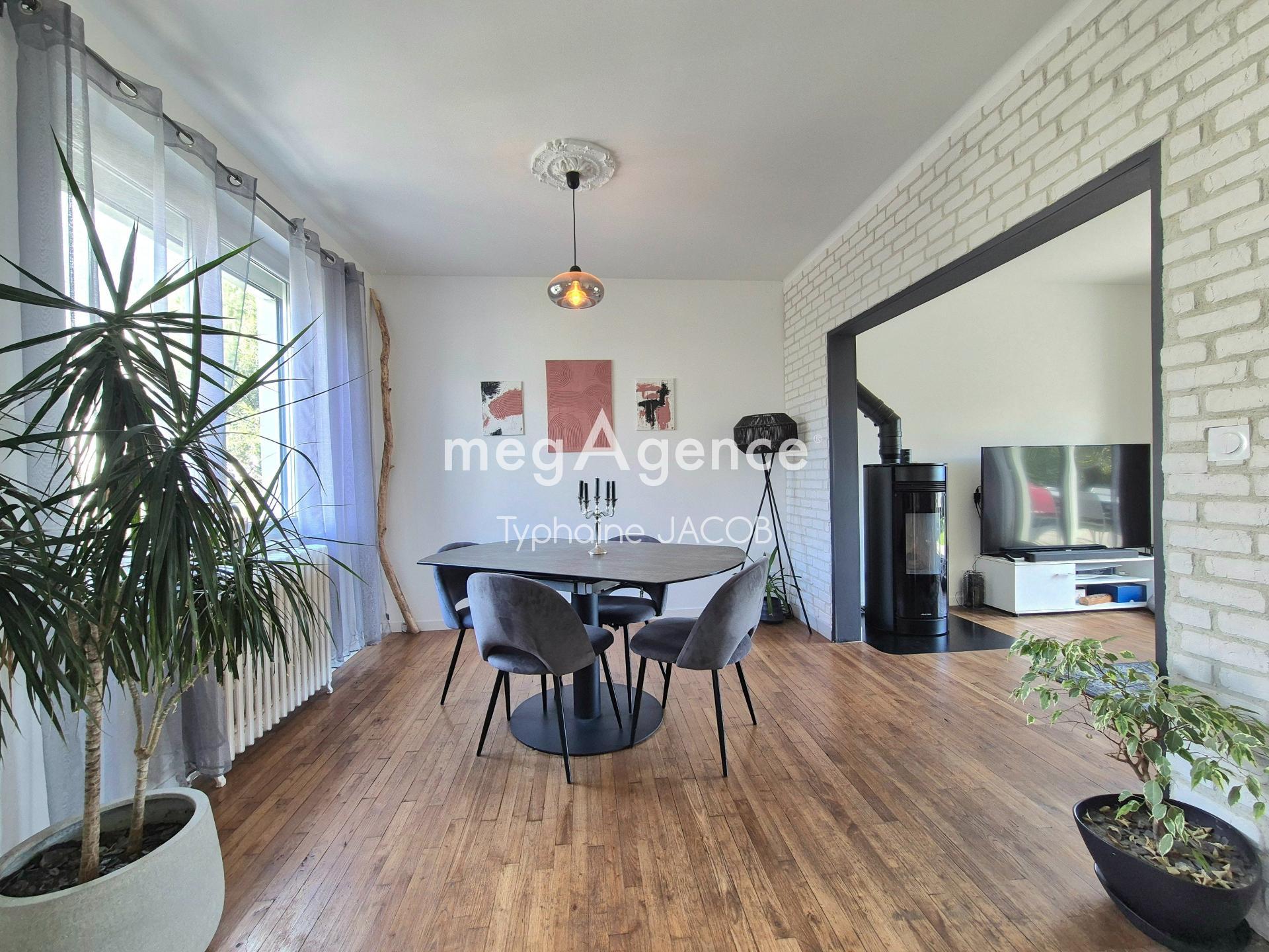 Miniature photo - 2 / 14