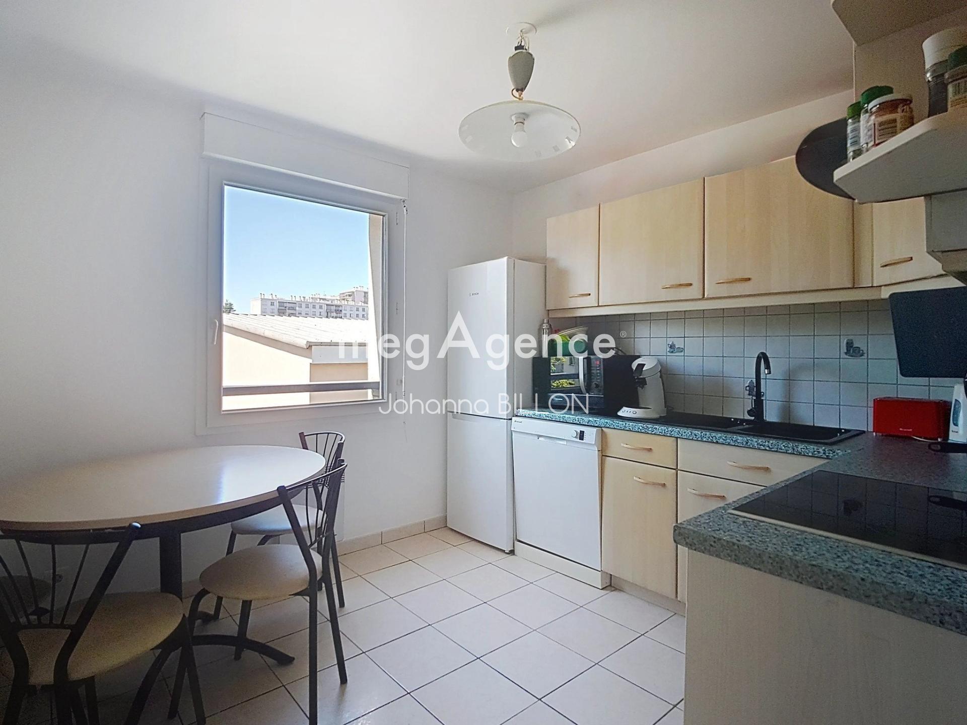 Miniature photo - 2 / 9