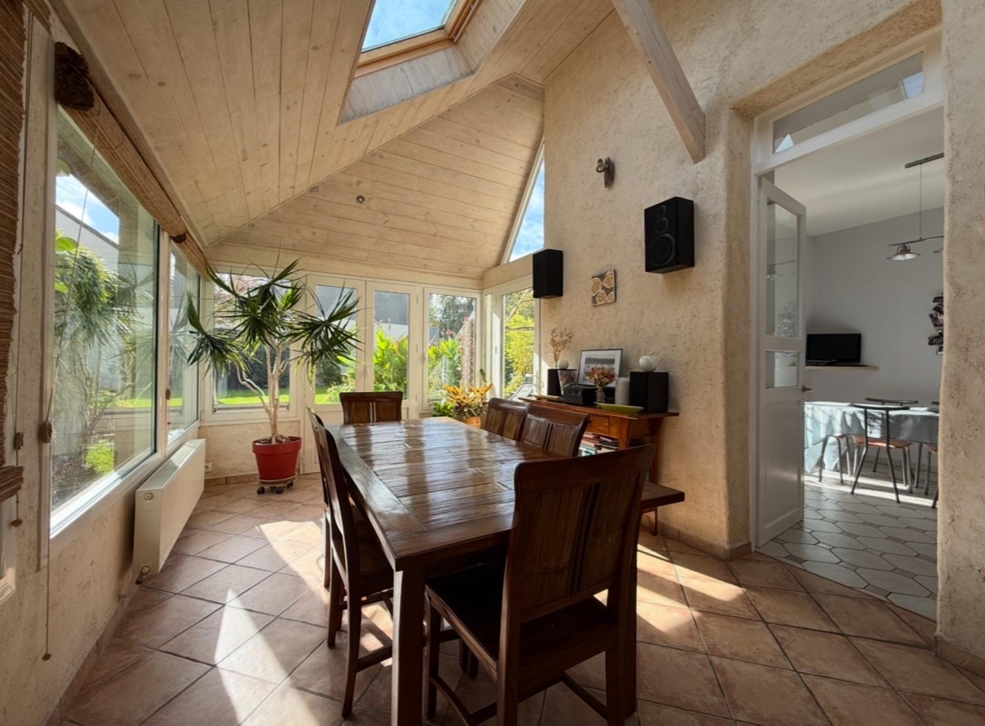 Miniature photo - 5 / 20