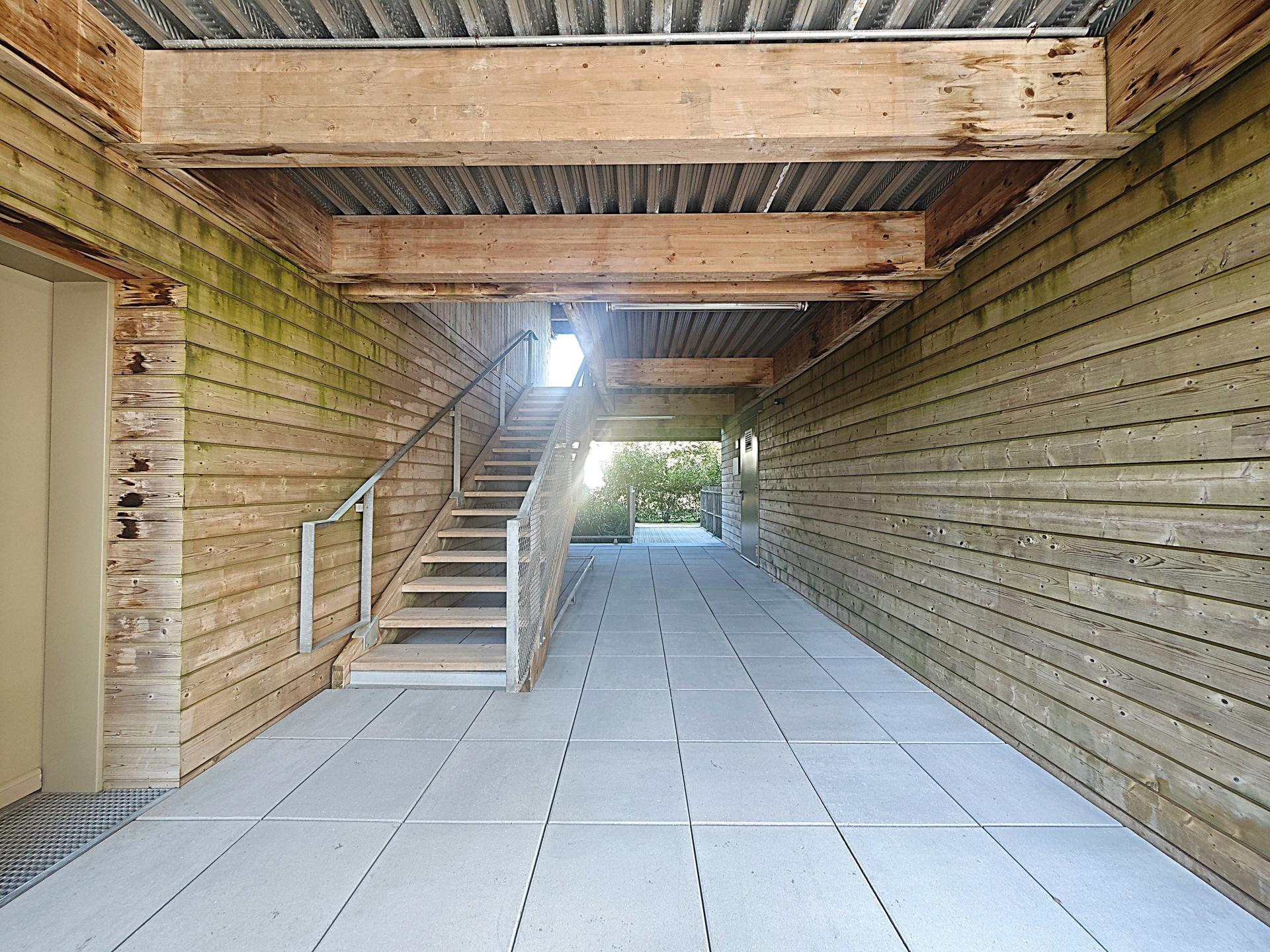 Miniature photo - 15 / 16