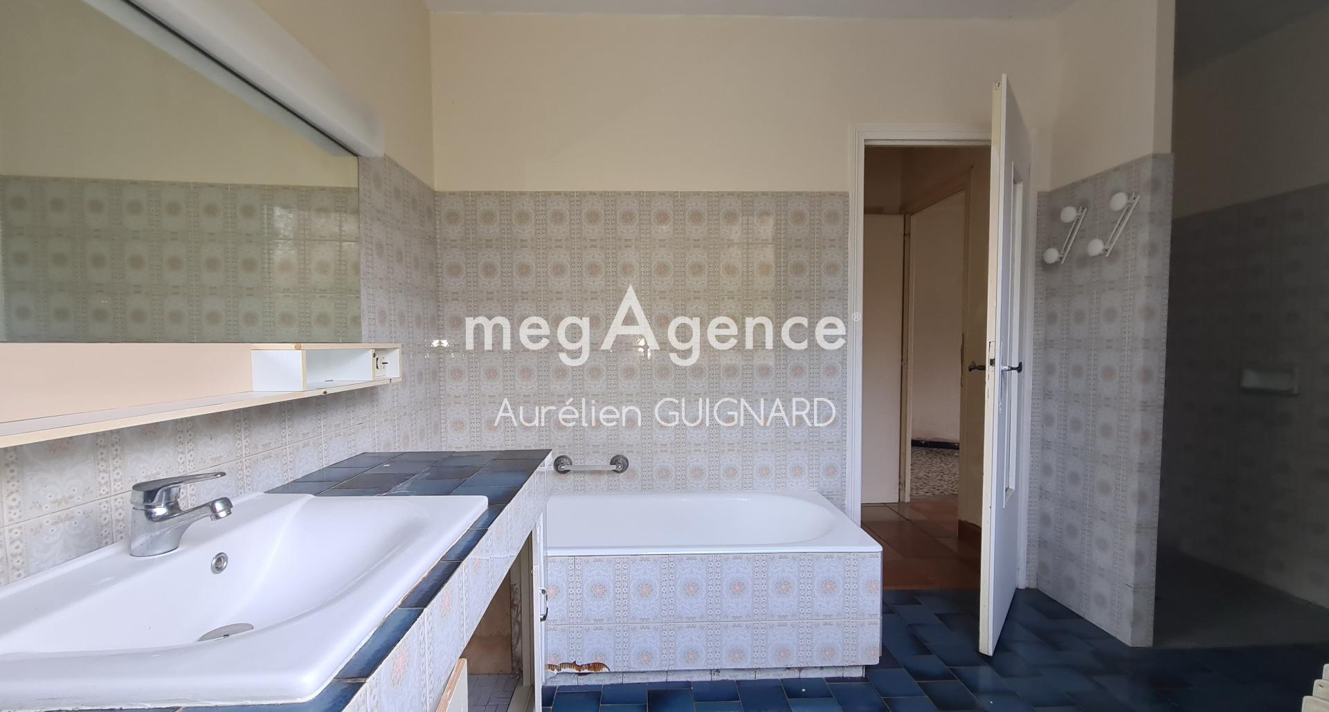 Miniature photo - 12 / 18