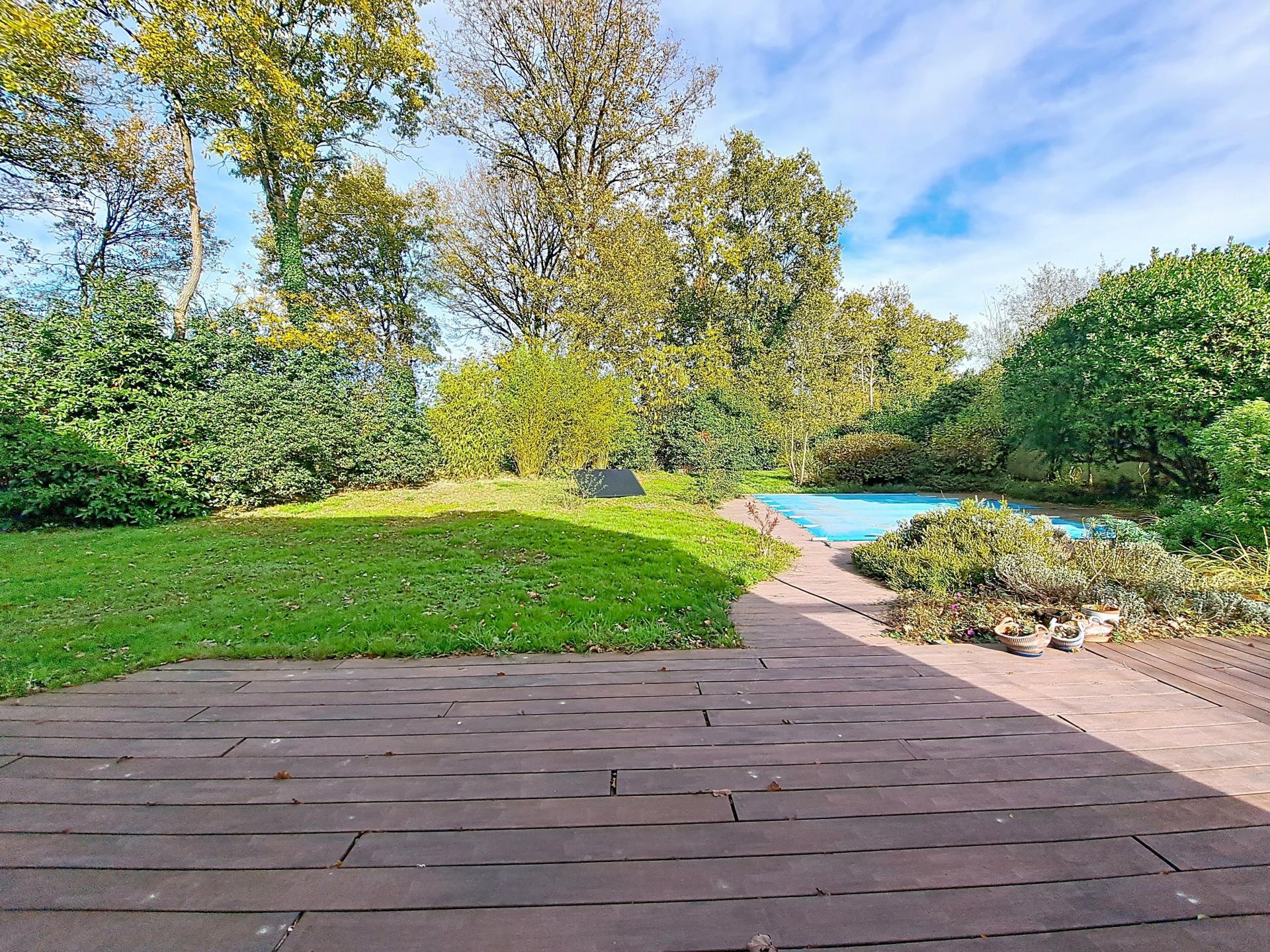 Miniature photo - 2 / 15