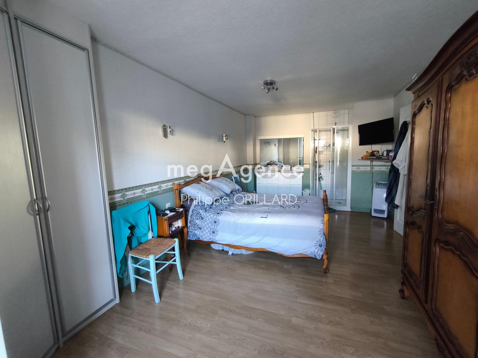 Miniature photo - 6 / 12