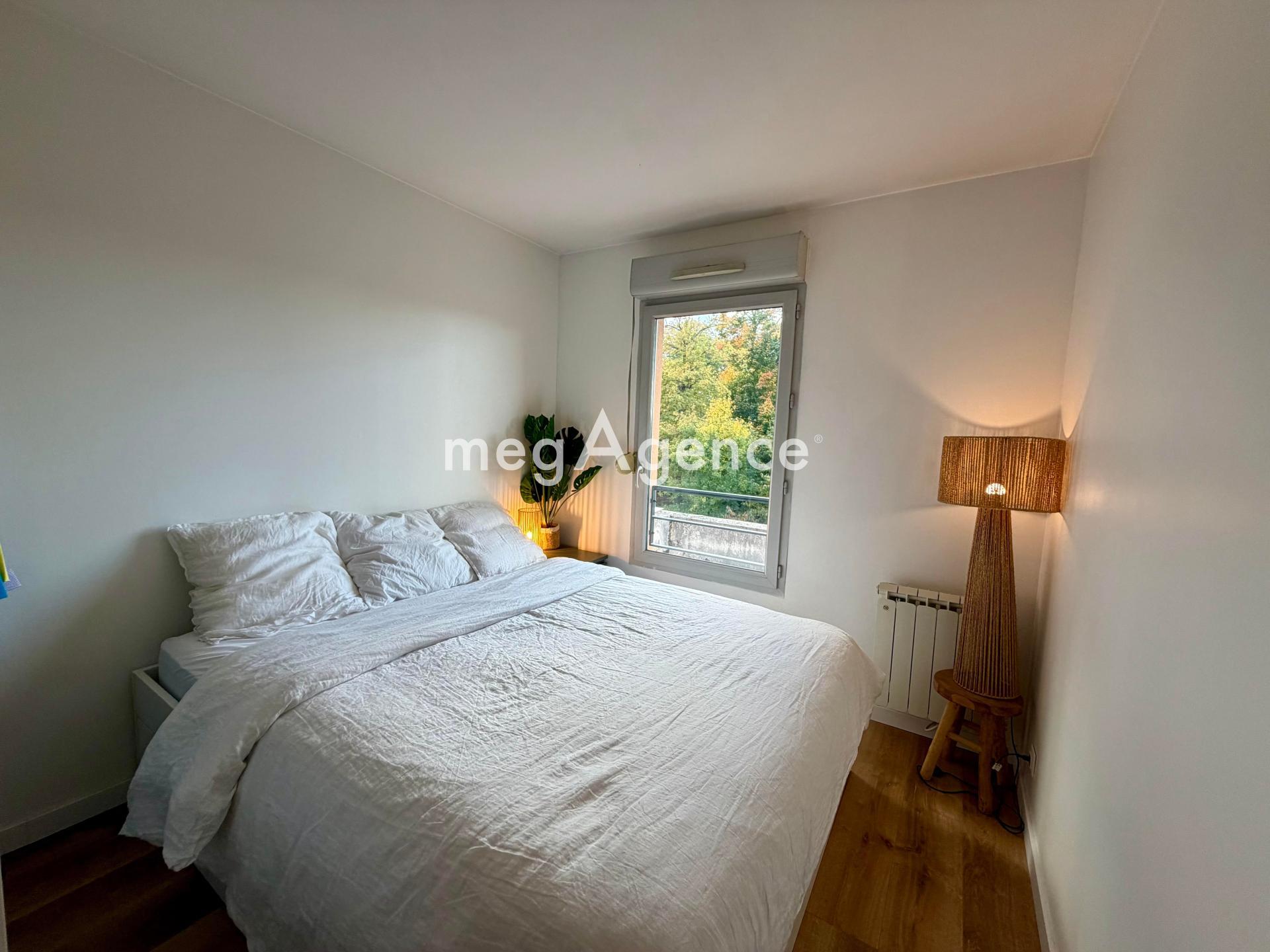 Miniature photo - 10 / 12