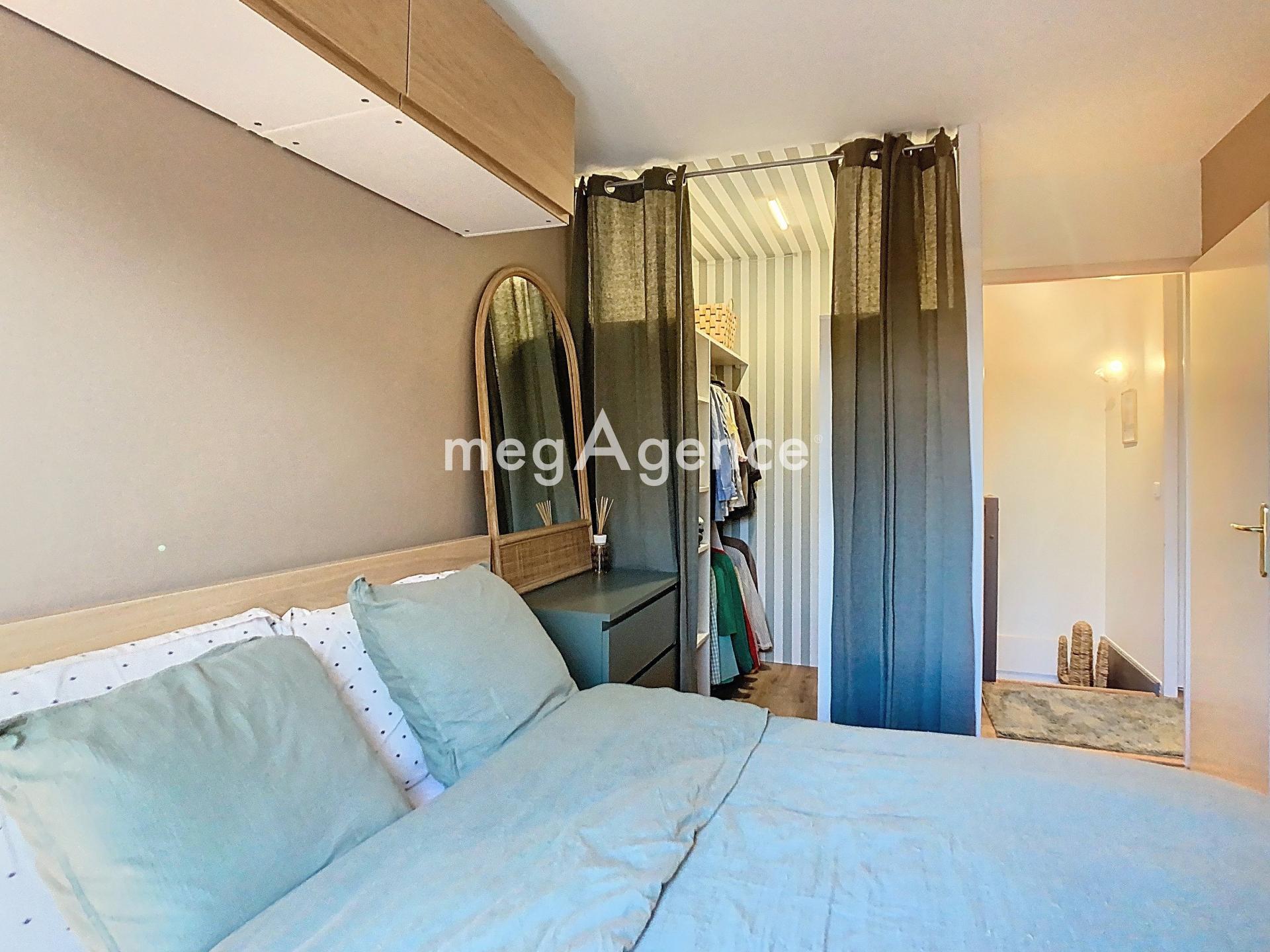 Miniature photo - 9 / 12