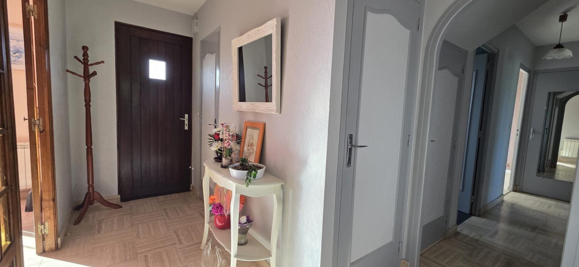 Miniature photo - 8 / 14