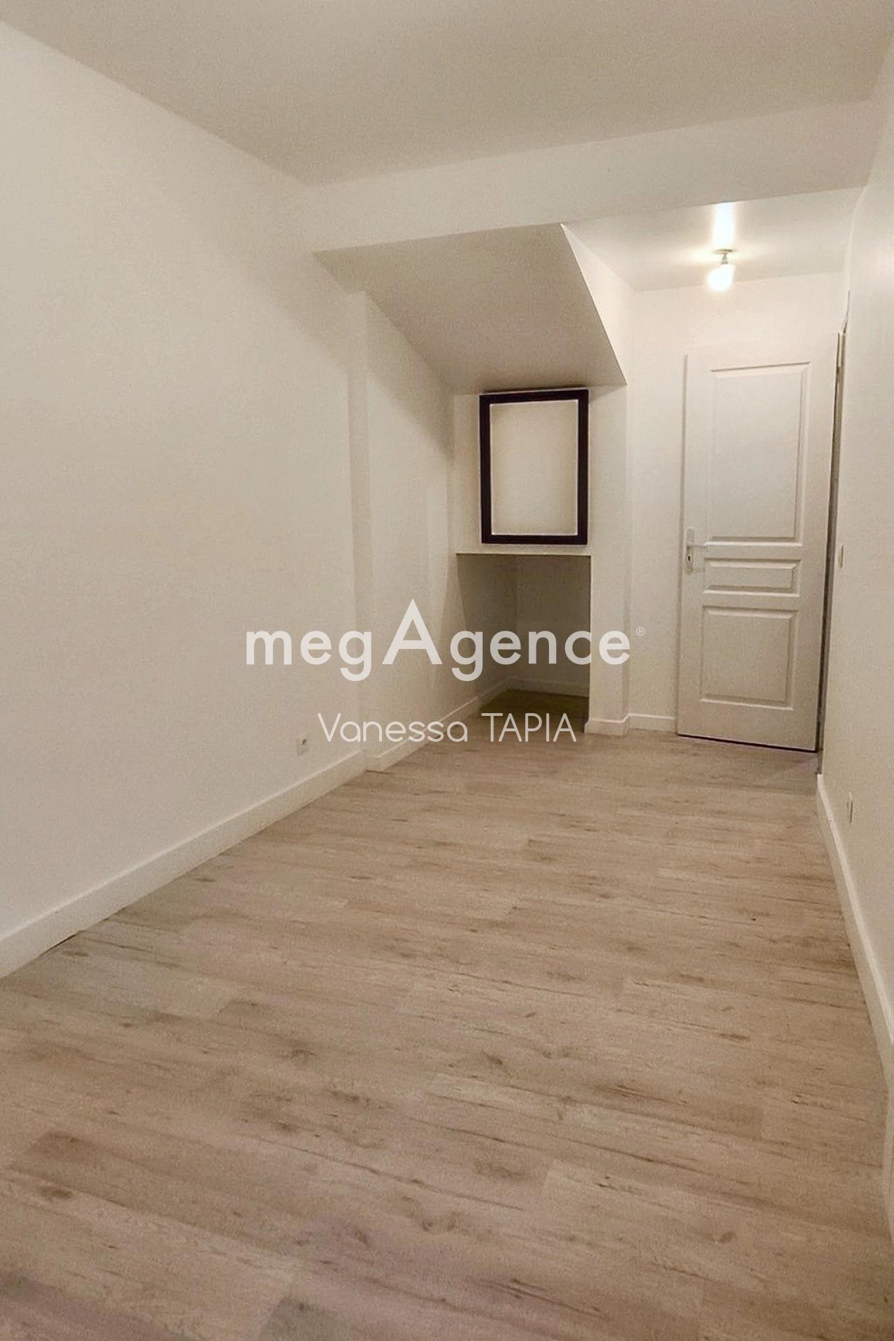 Miniature photo - 5 / 13