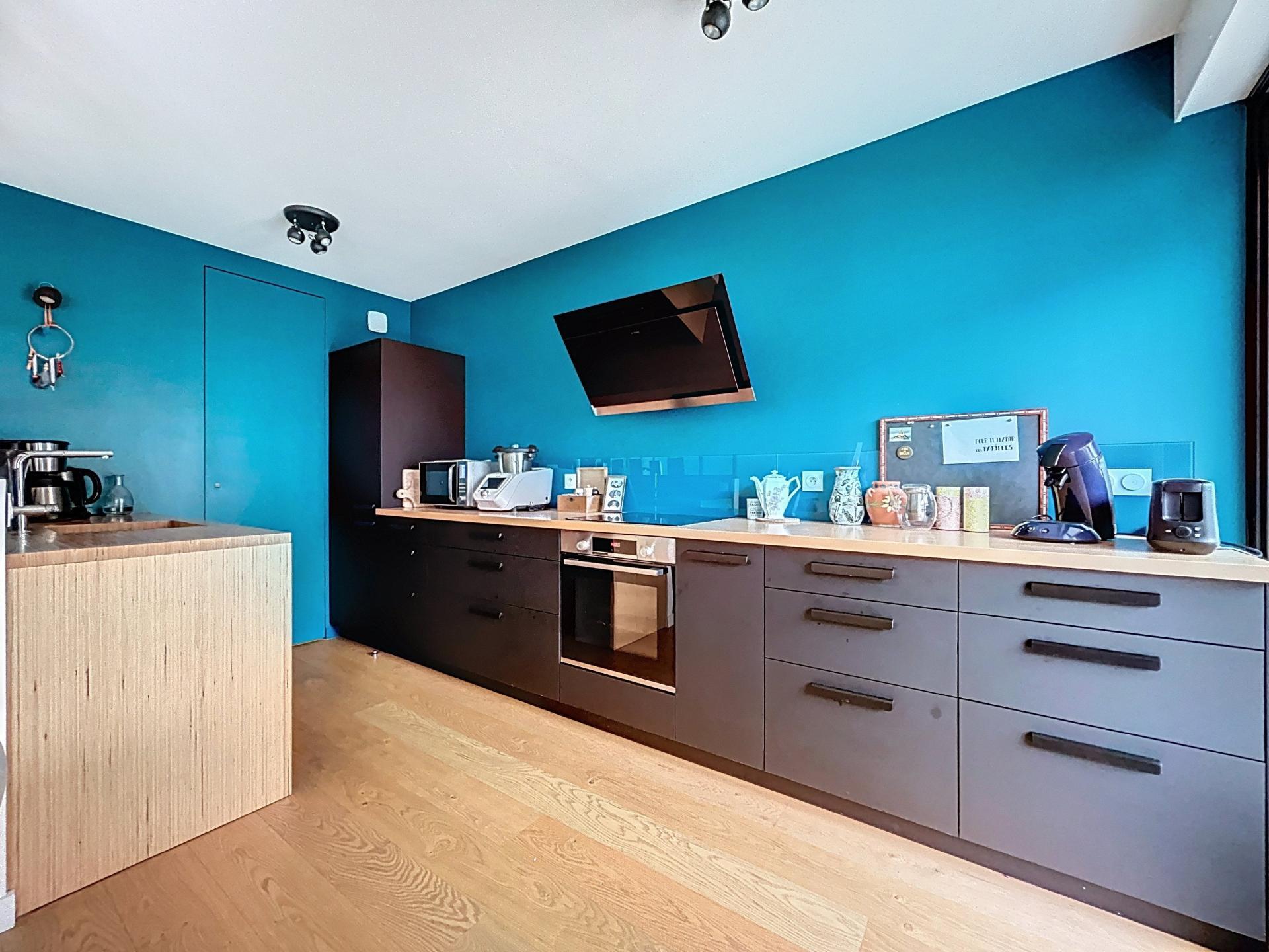 Miniature photo - 5 / 9