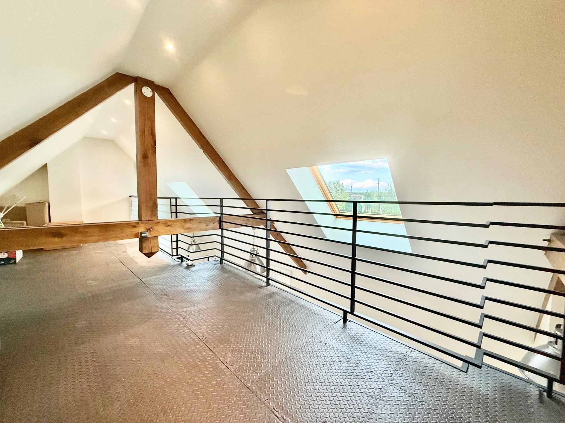 Miniature photo - 12 / 18