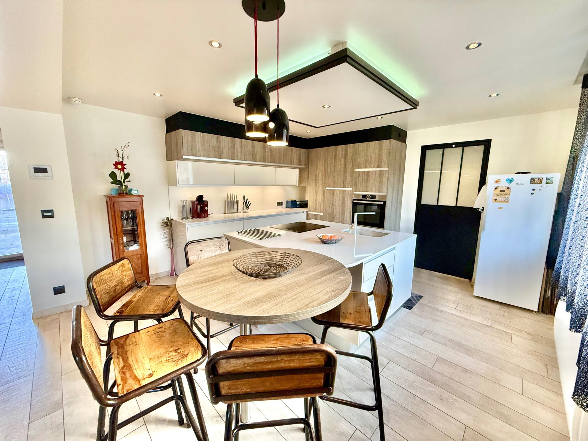 Miniature photo - 5 / 18