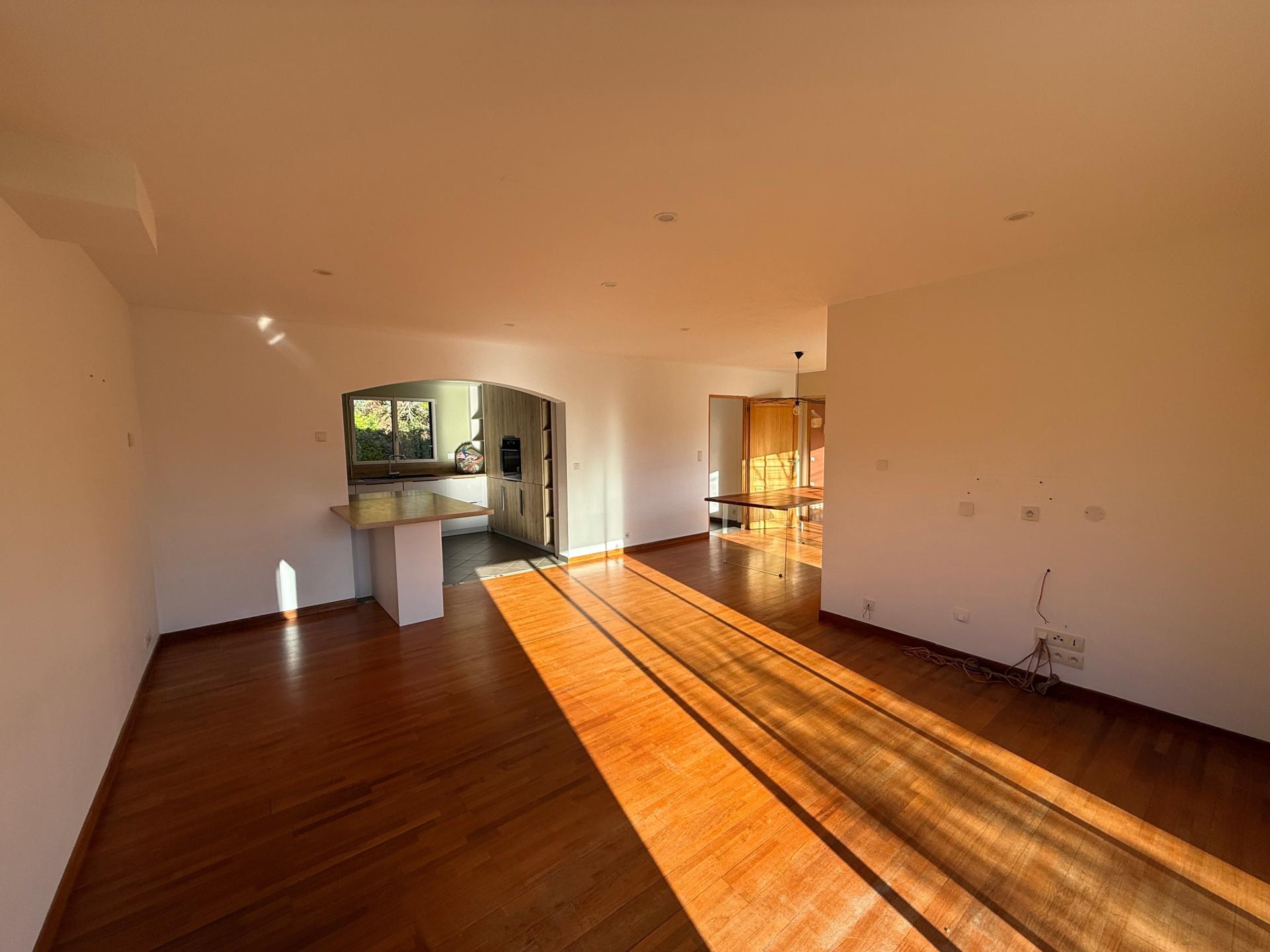 Miniature photo - 4 / 14