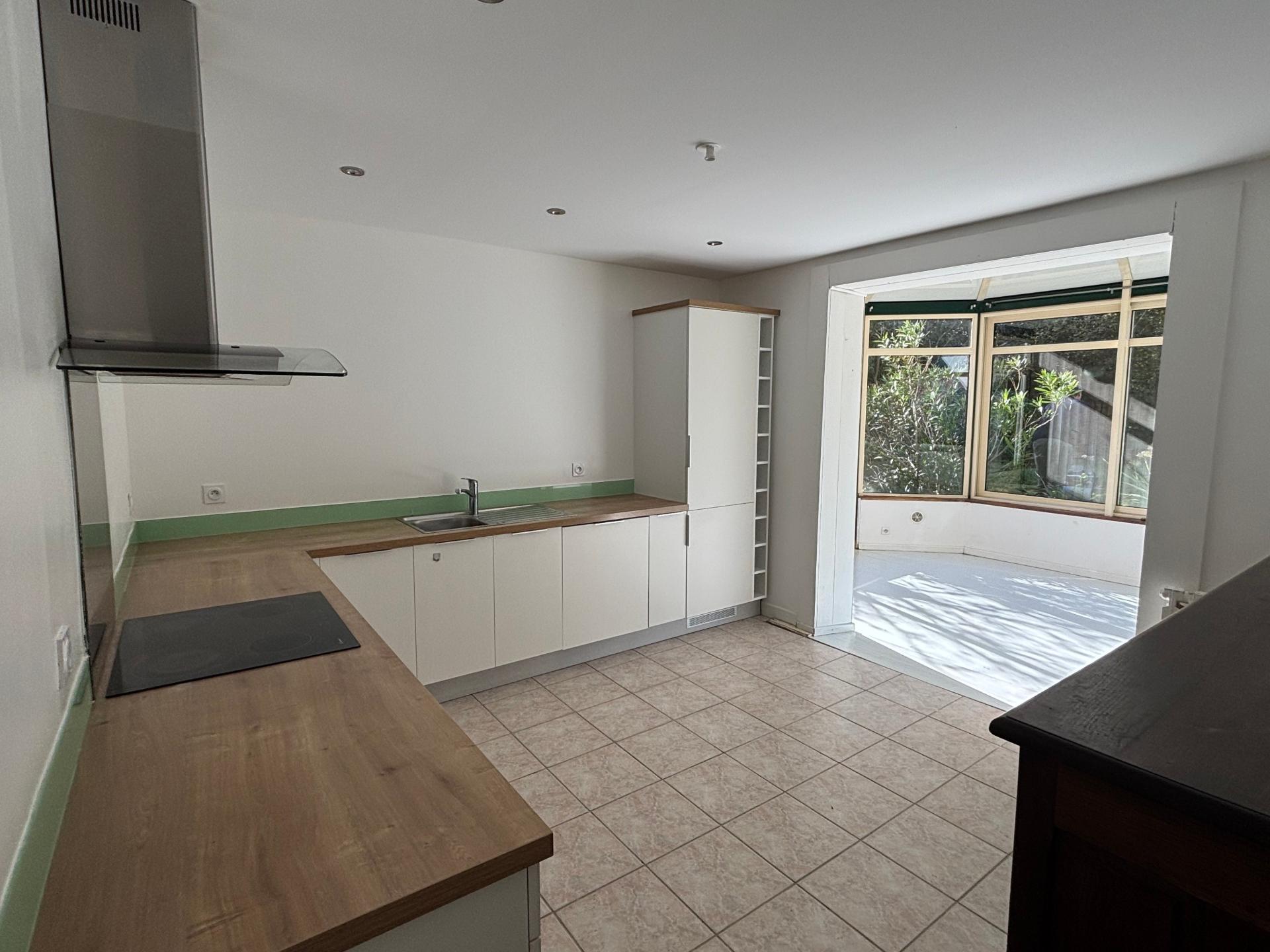 Miniature photo - 2 / 6