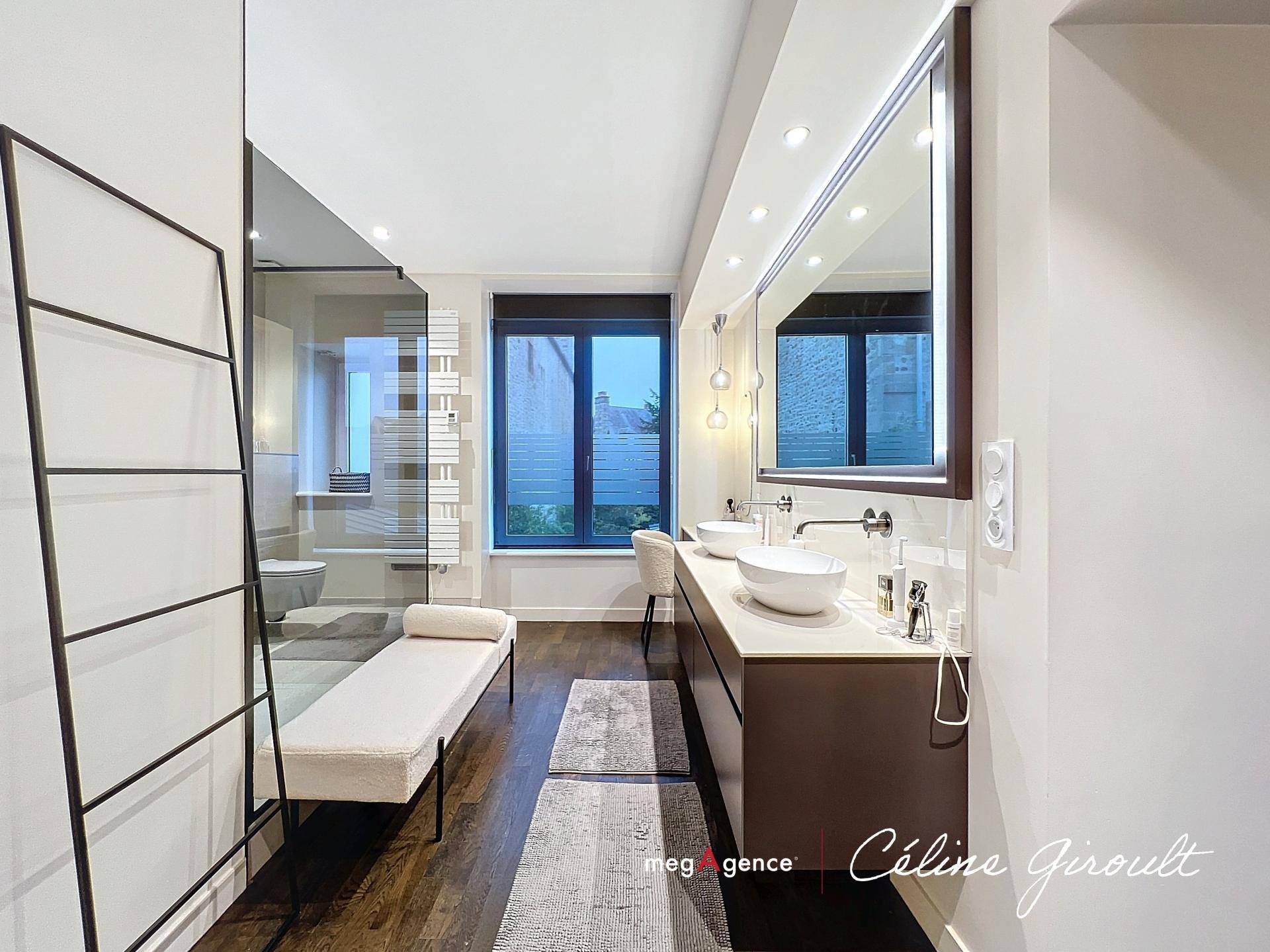 Miniature photo - 9 / 12