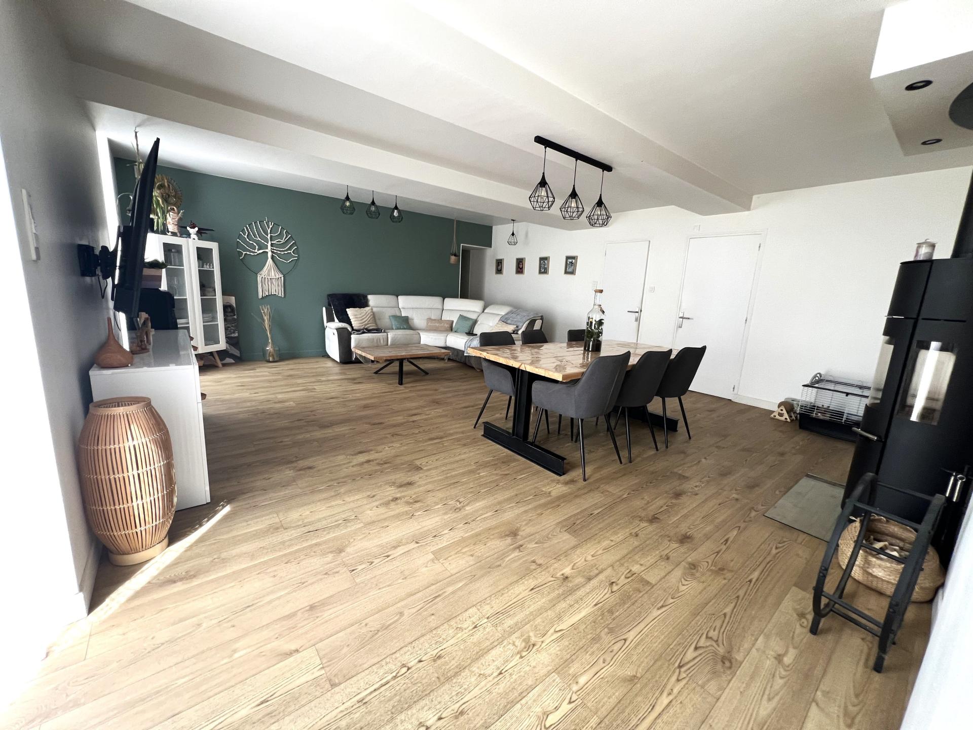 Miniature photo - 2 / 12