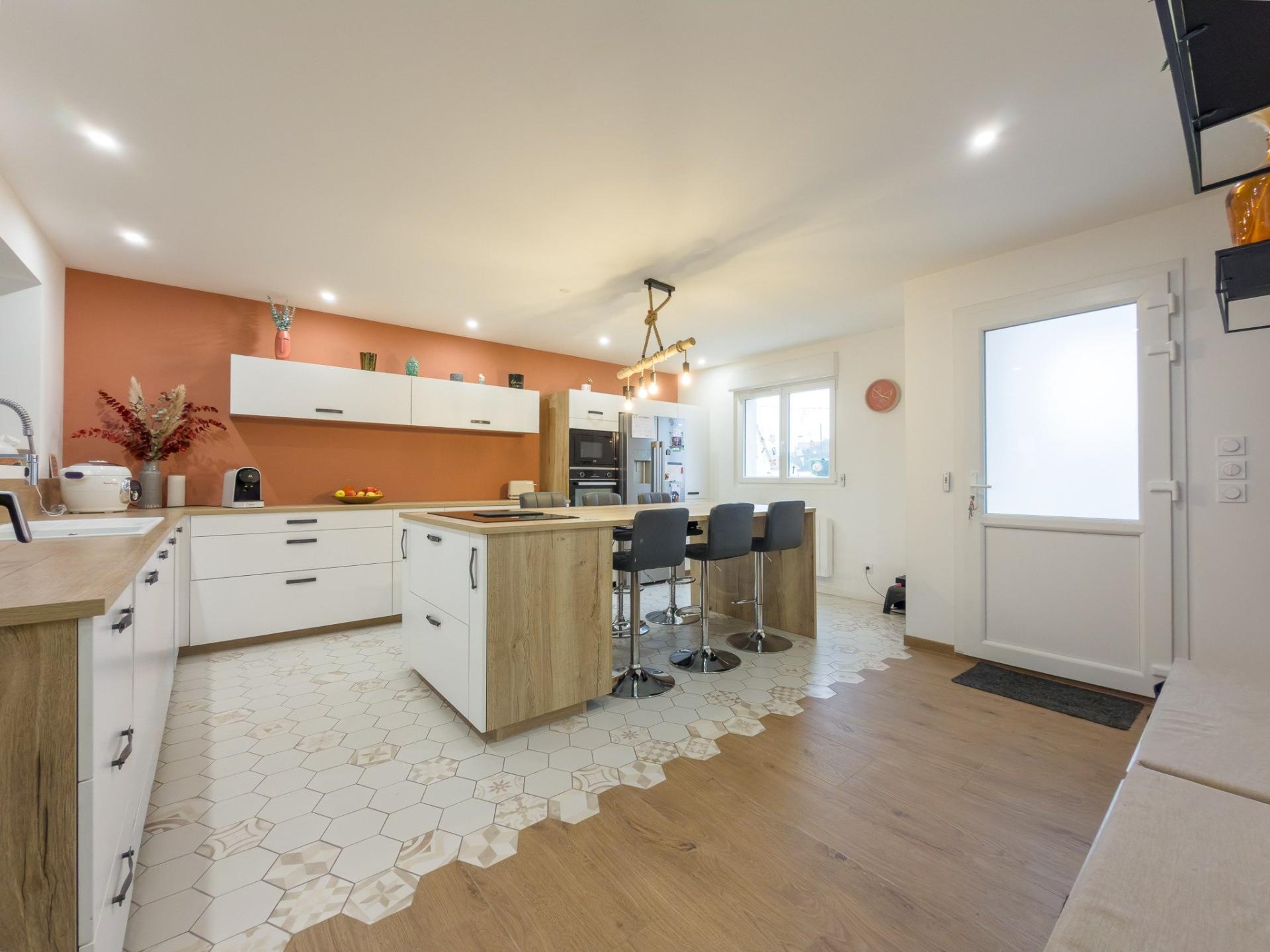 Miniature photo - 5 / 16