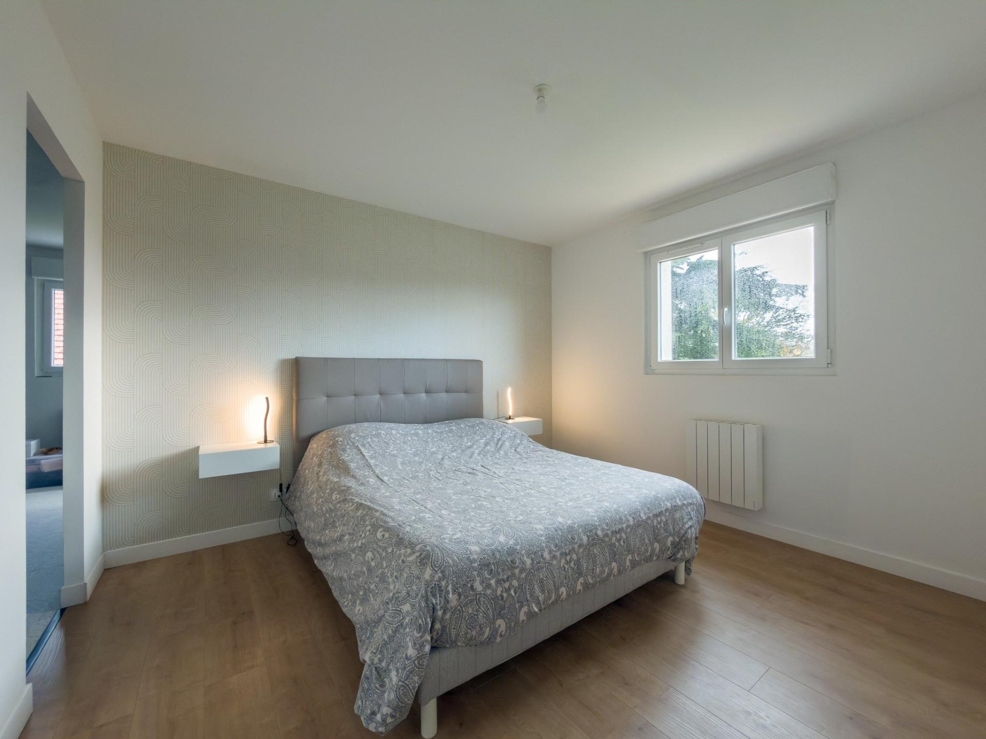 Miniature photo - 6 / 16