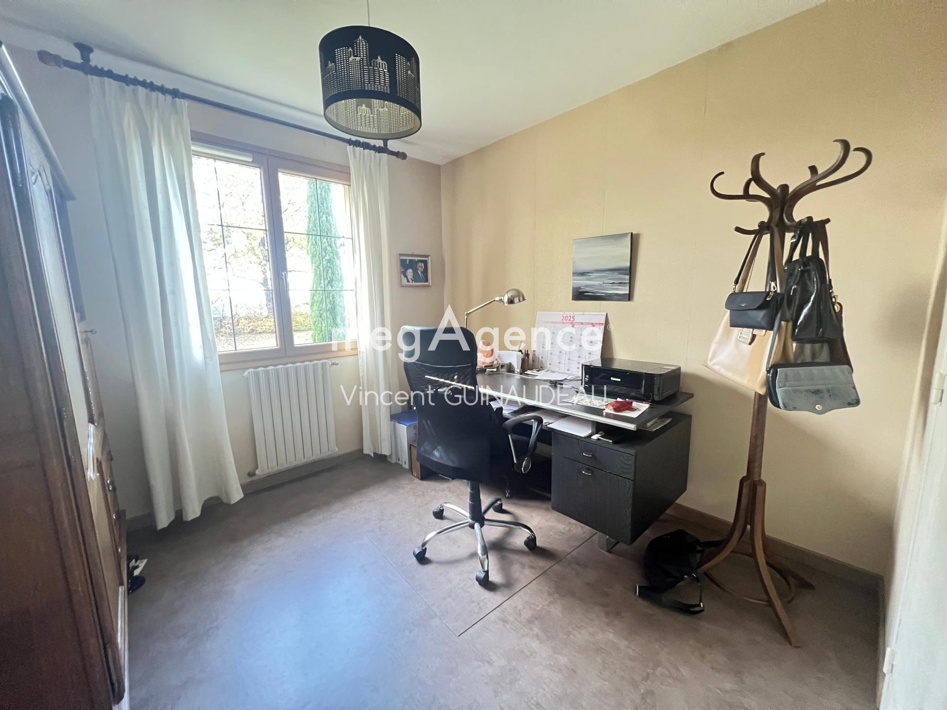 Miniature photo - 8 / 12