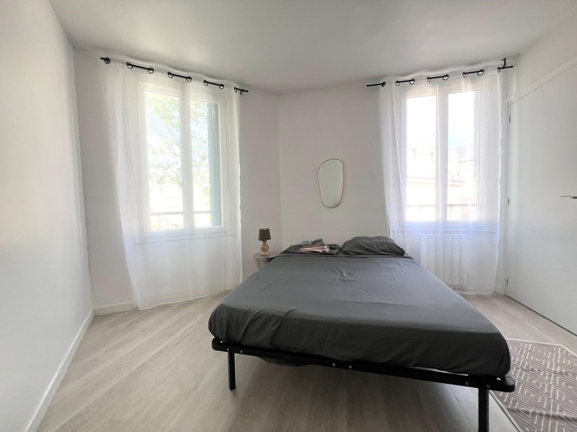 Miniature photo - 8 / 11