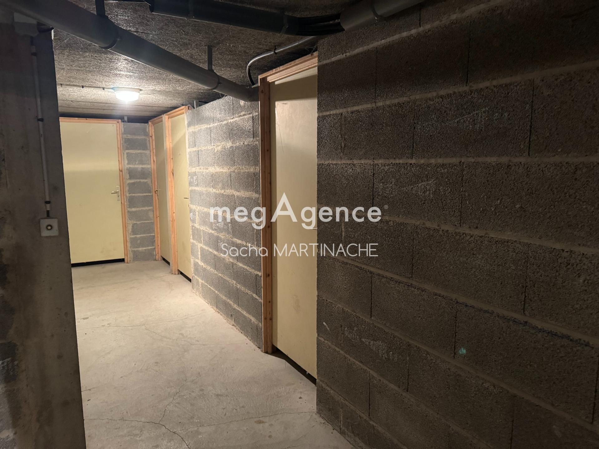 Miniature photo - 8 / 10