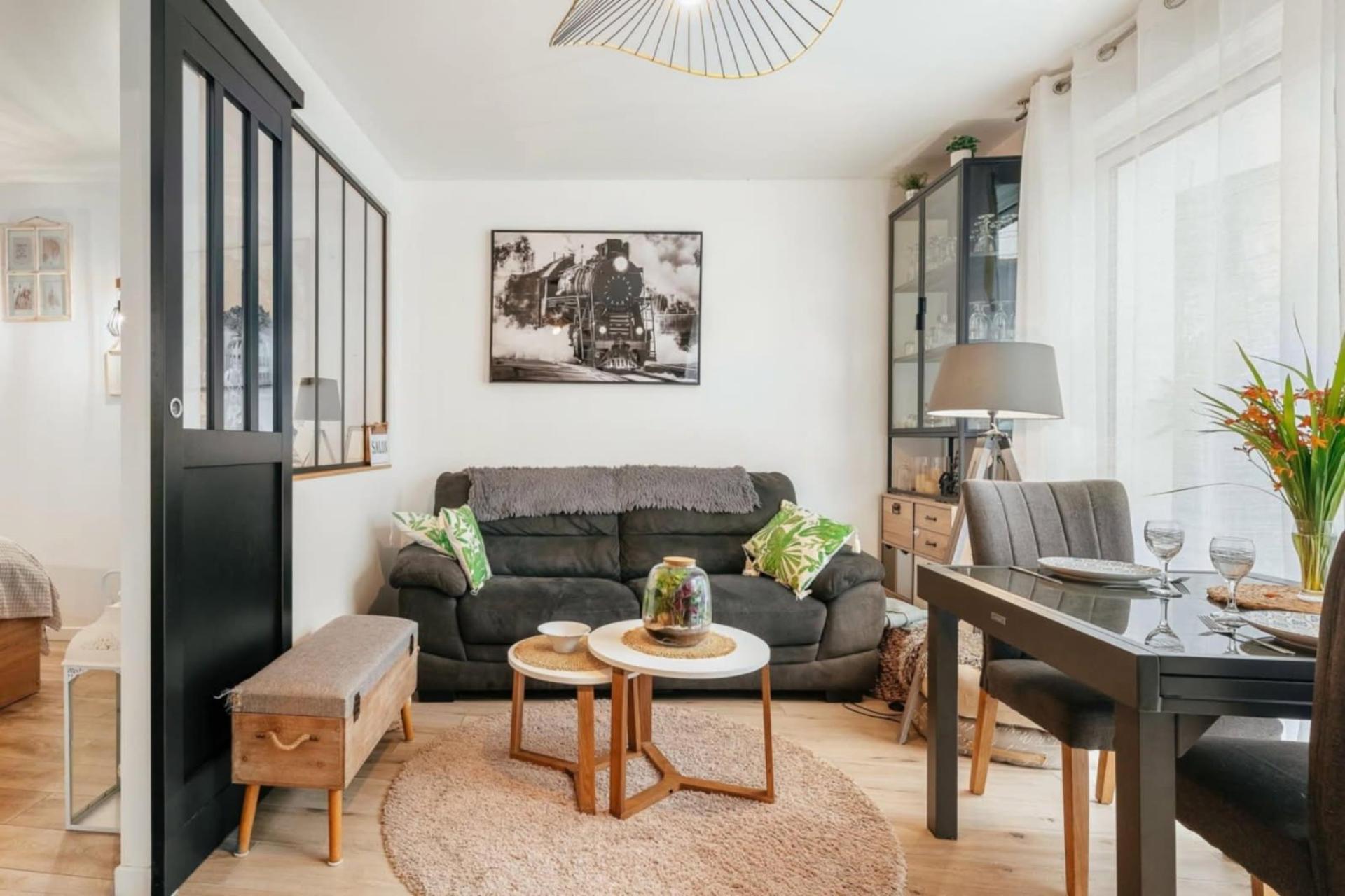 Miniature photo - 2 / 11