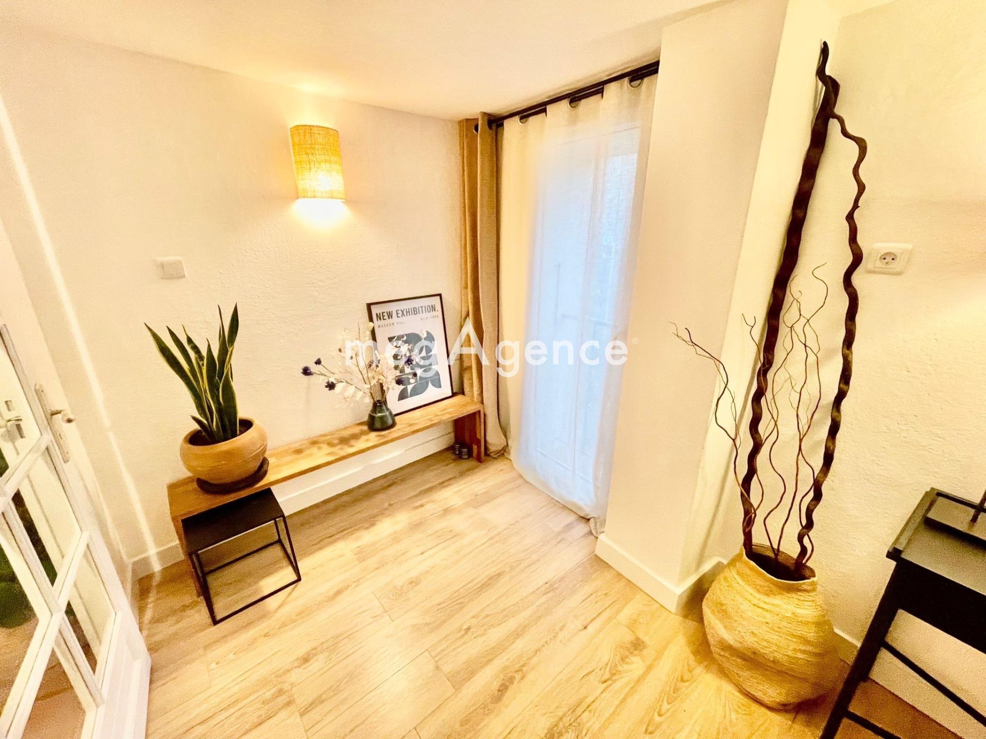 Miniature photo - 6 / 16