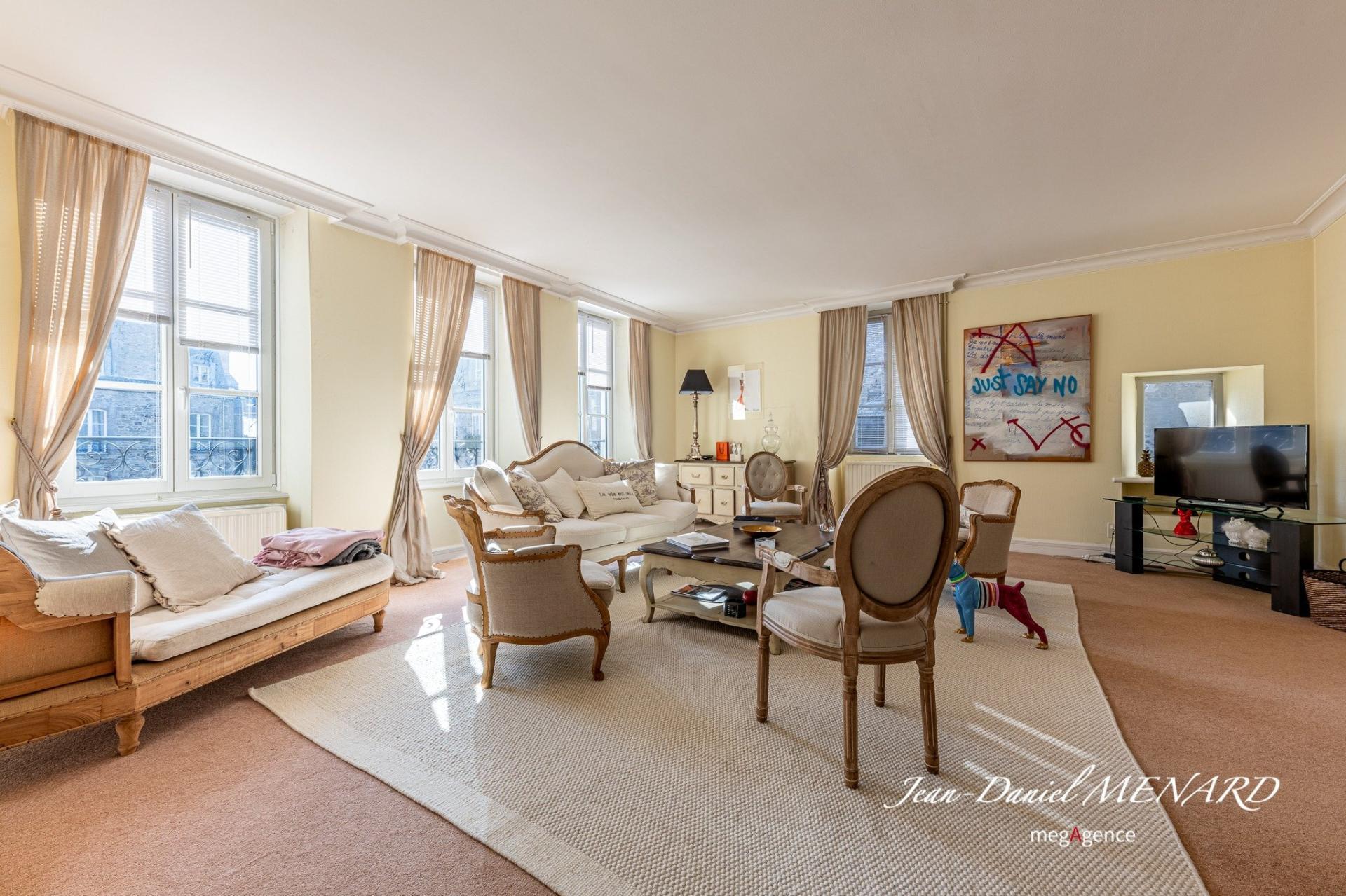 Miniature photo - 2 / 10