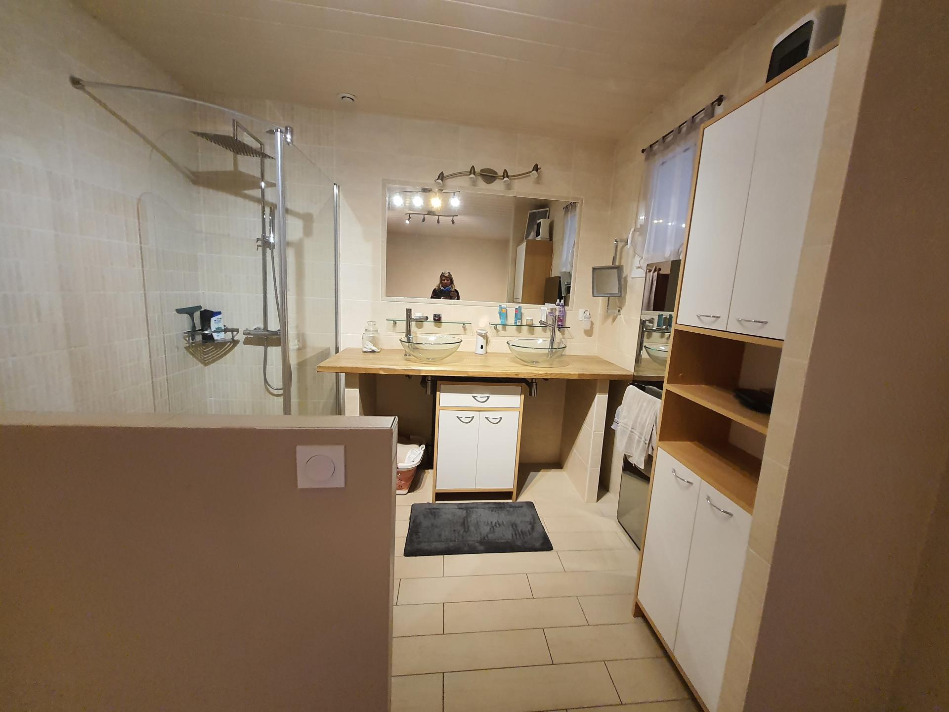 Miniature photo - 8 / 20