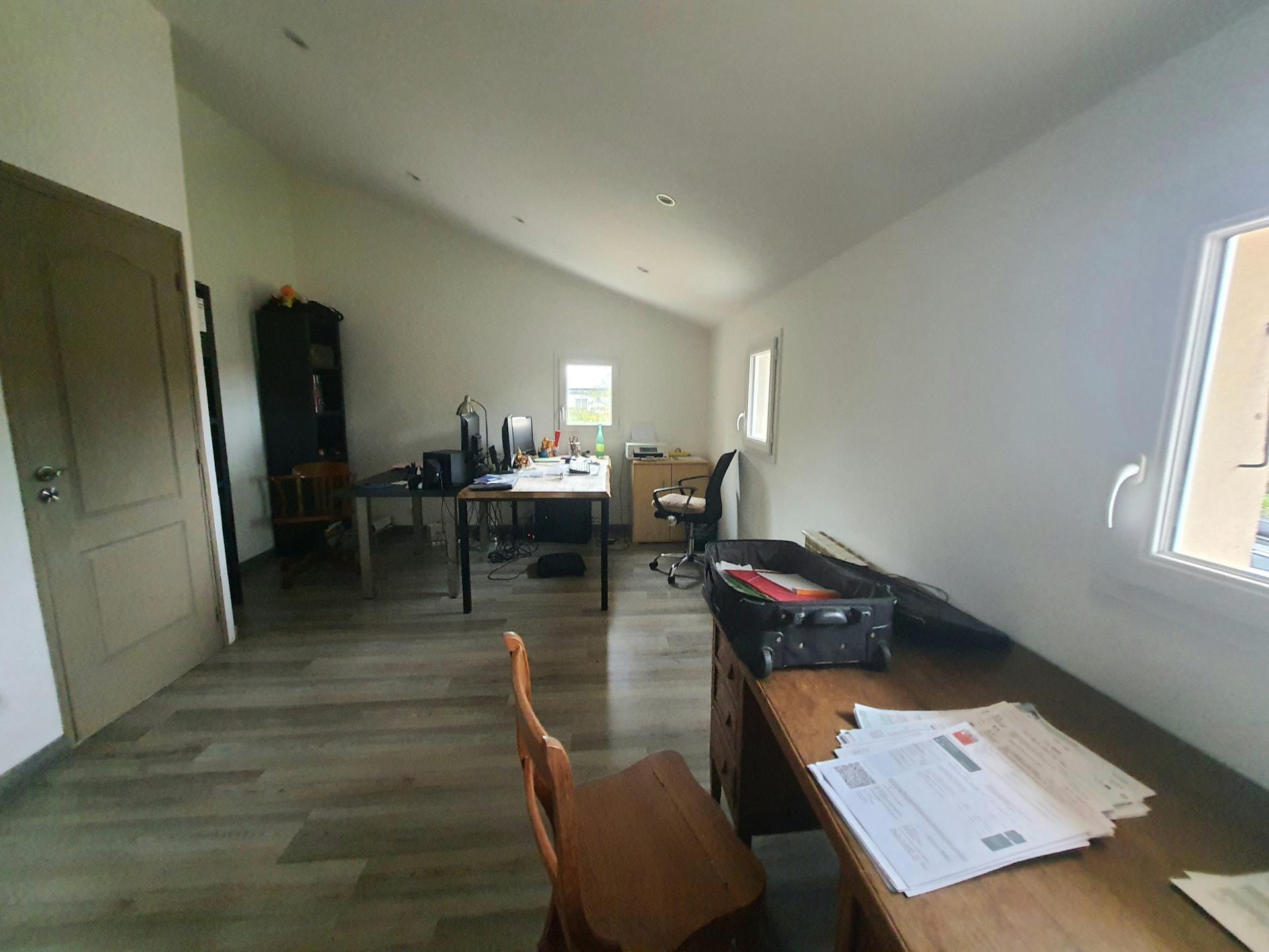 Miniature photo - 14 / 20