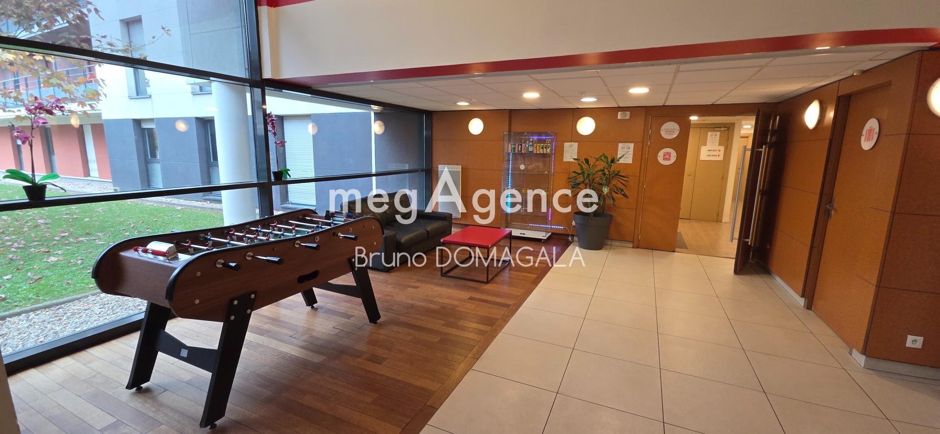 Miniature photo - 12 / 13