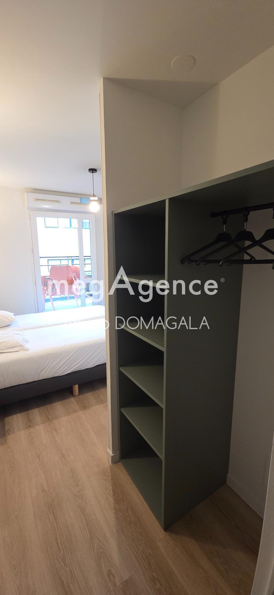 Miniature photo - 8 / 13