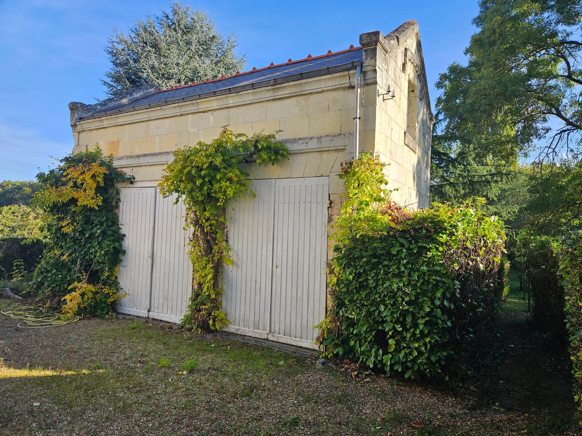 Miniature photo - 12 / 16