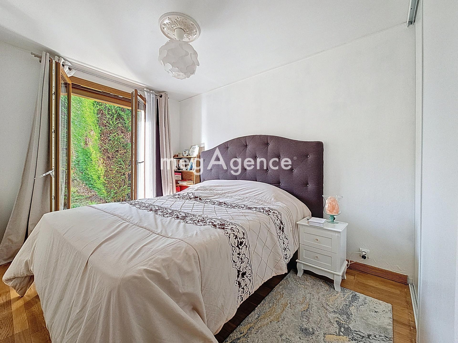 Miniature photo - 8 / 11