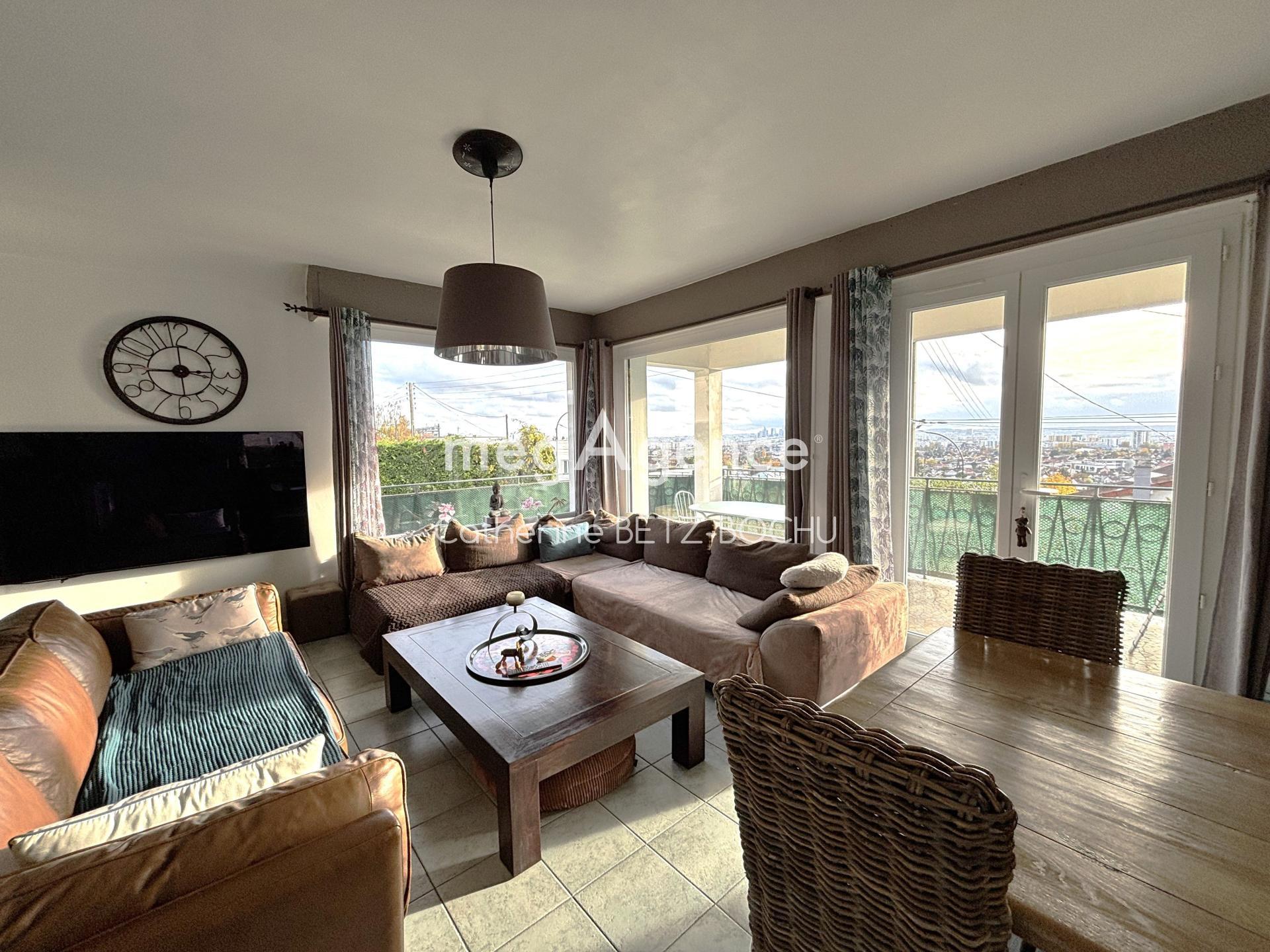 Miniature photo - 2 / 20