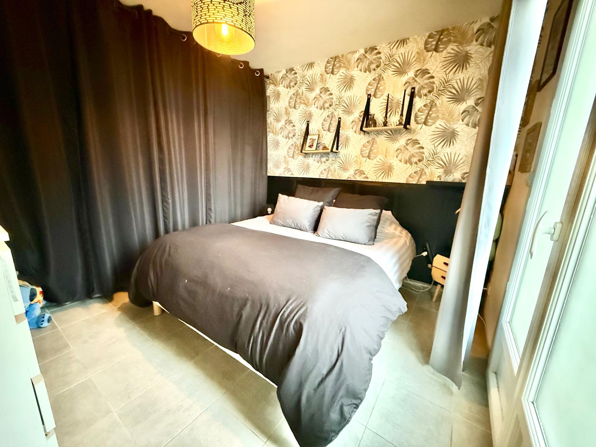 Miniature photo - 9 / 11