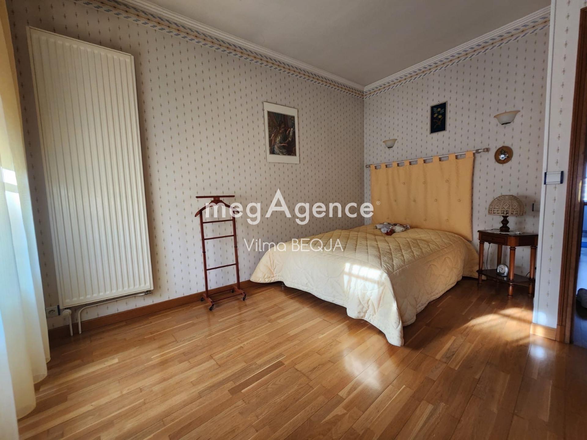 Miniature photo - 12 / 15