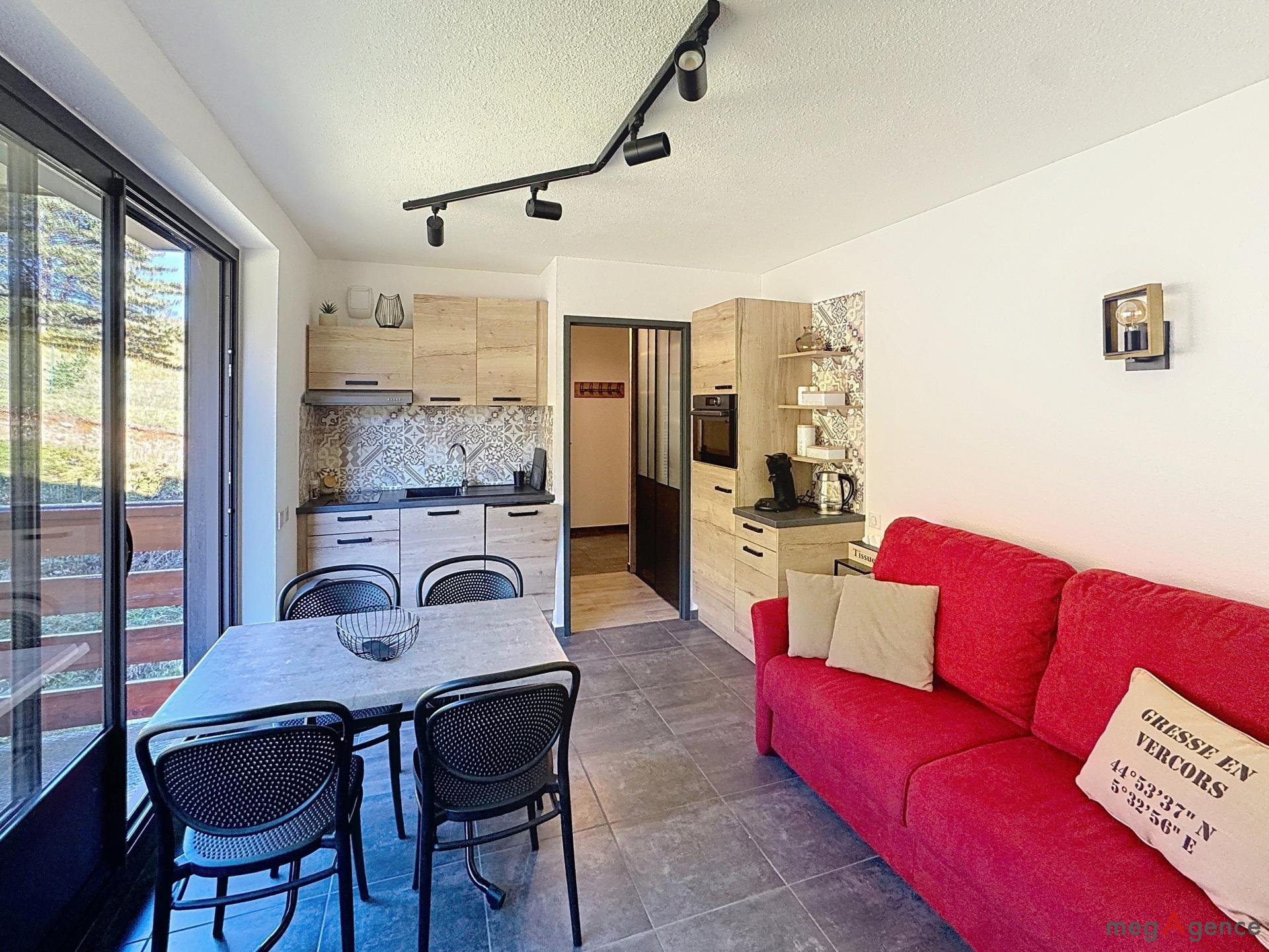 Miniature photo - 3 / 12