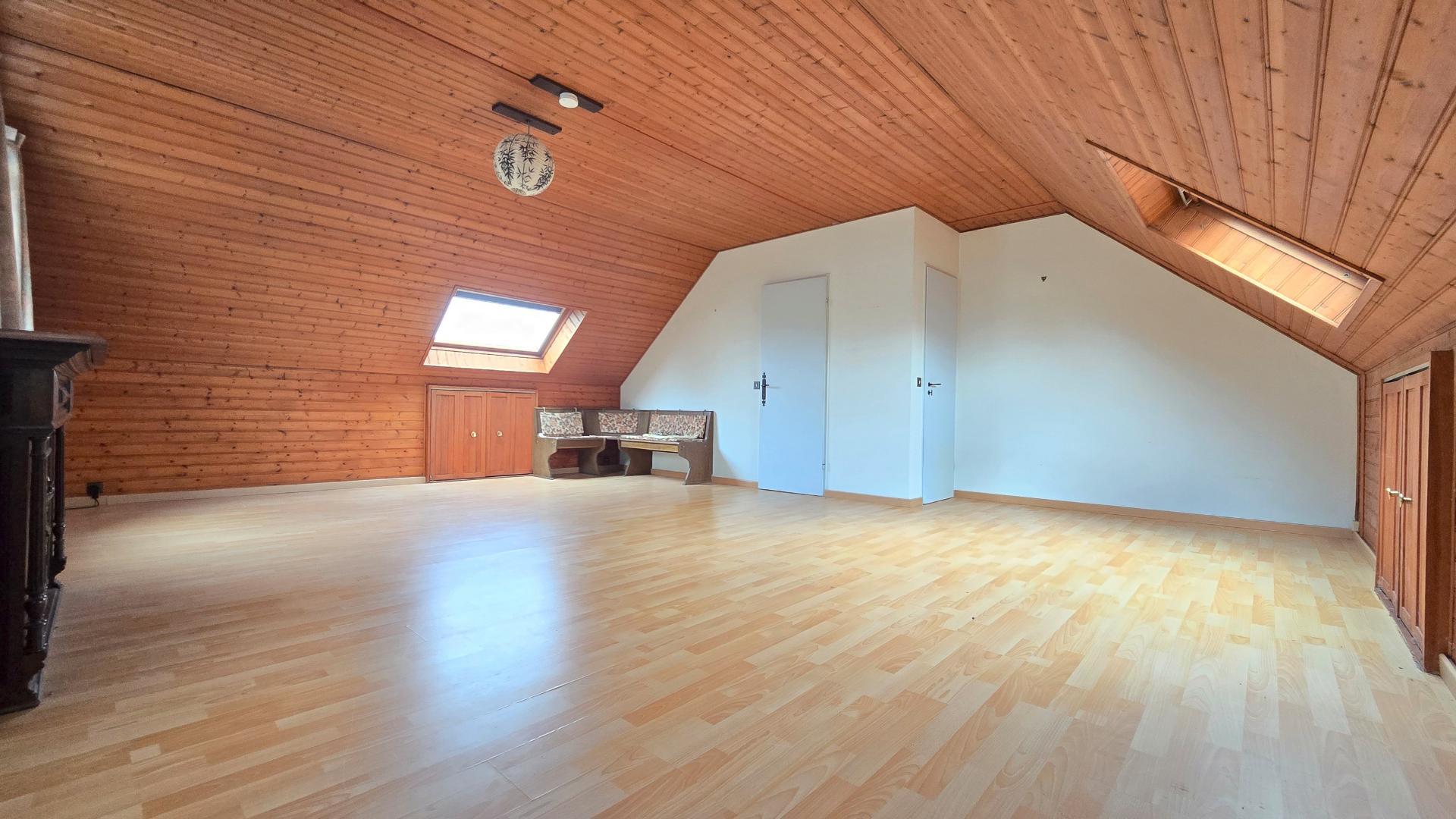 Miniature photo - 10 / 15