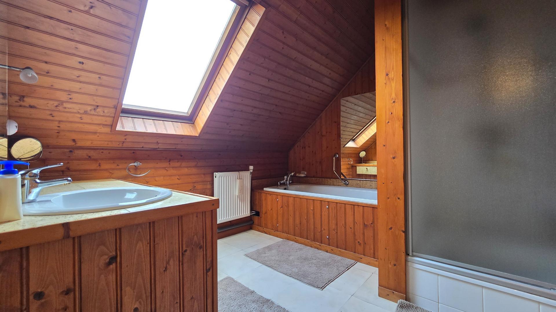 Miniature photo - 12 / 15