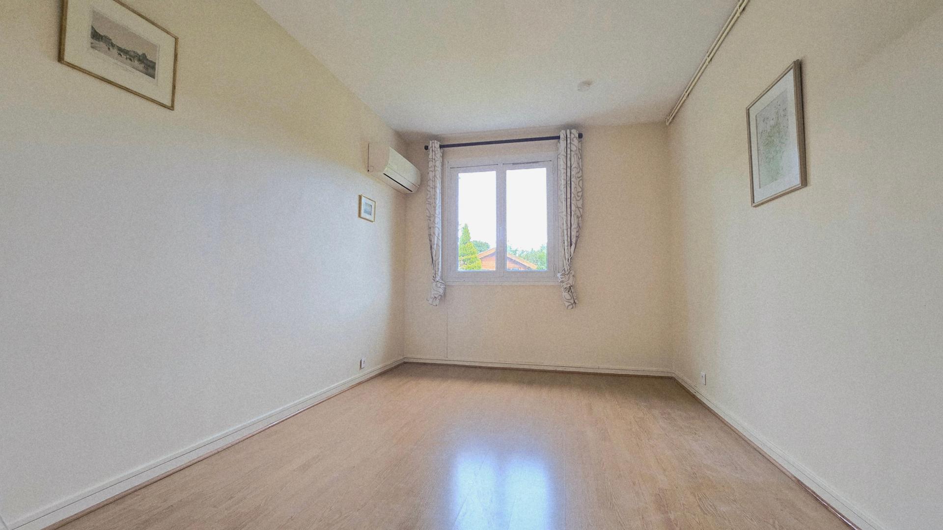 Miniature photo - 9 / 15