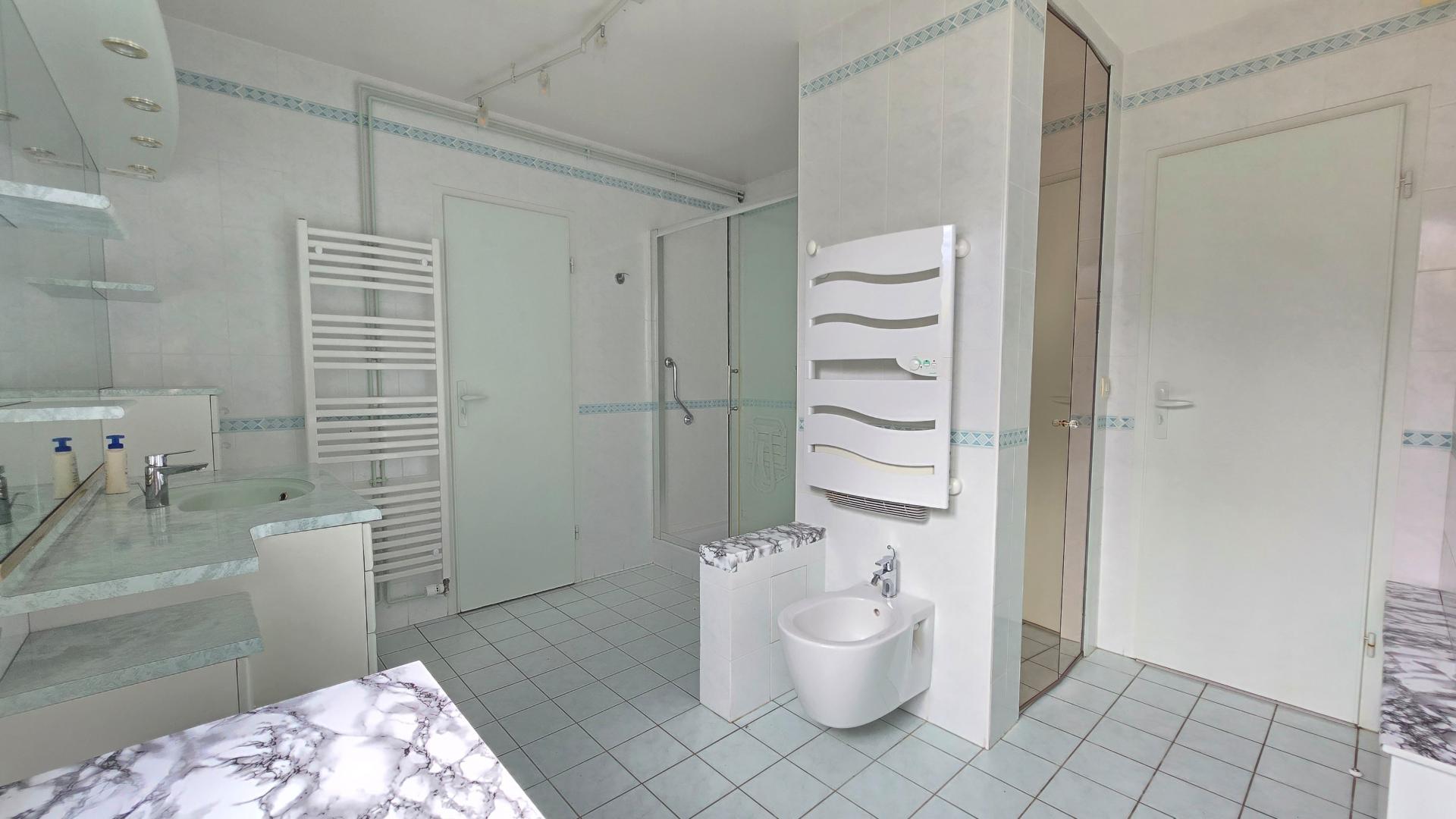 Miniature photo - 7 / 15