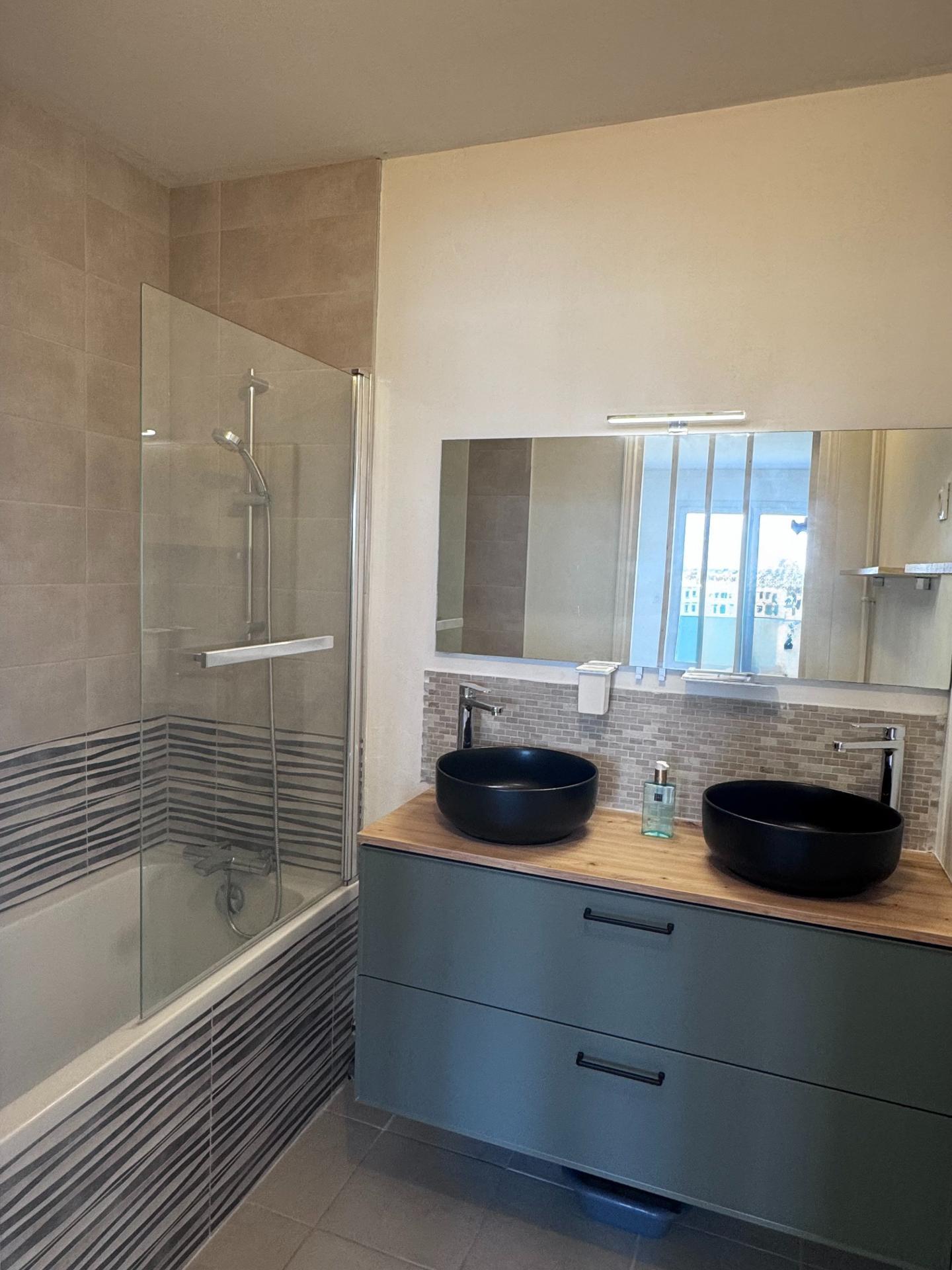 Miniature photo - 7 / 8