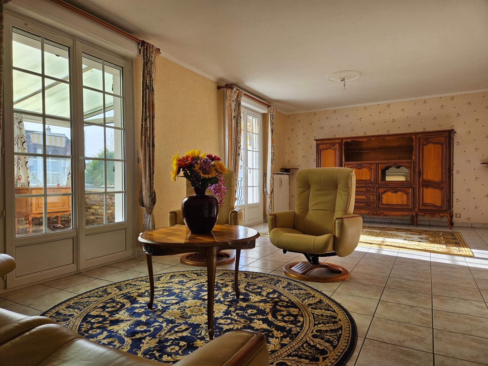 Miniature photo - 2 / 8