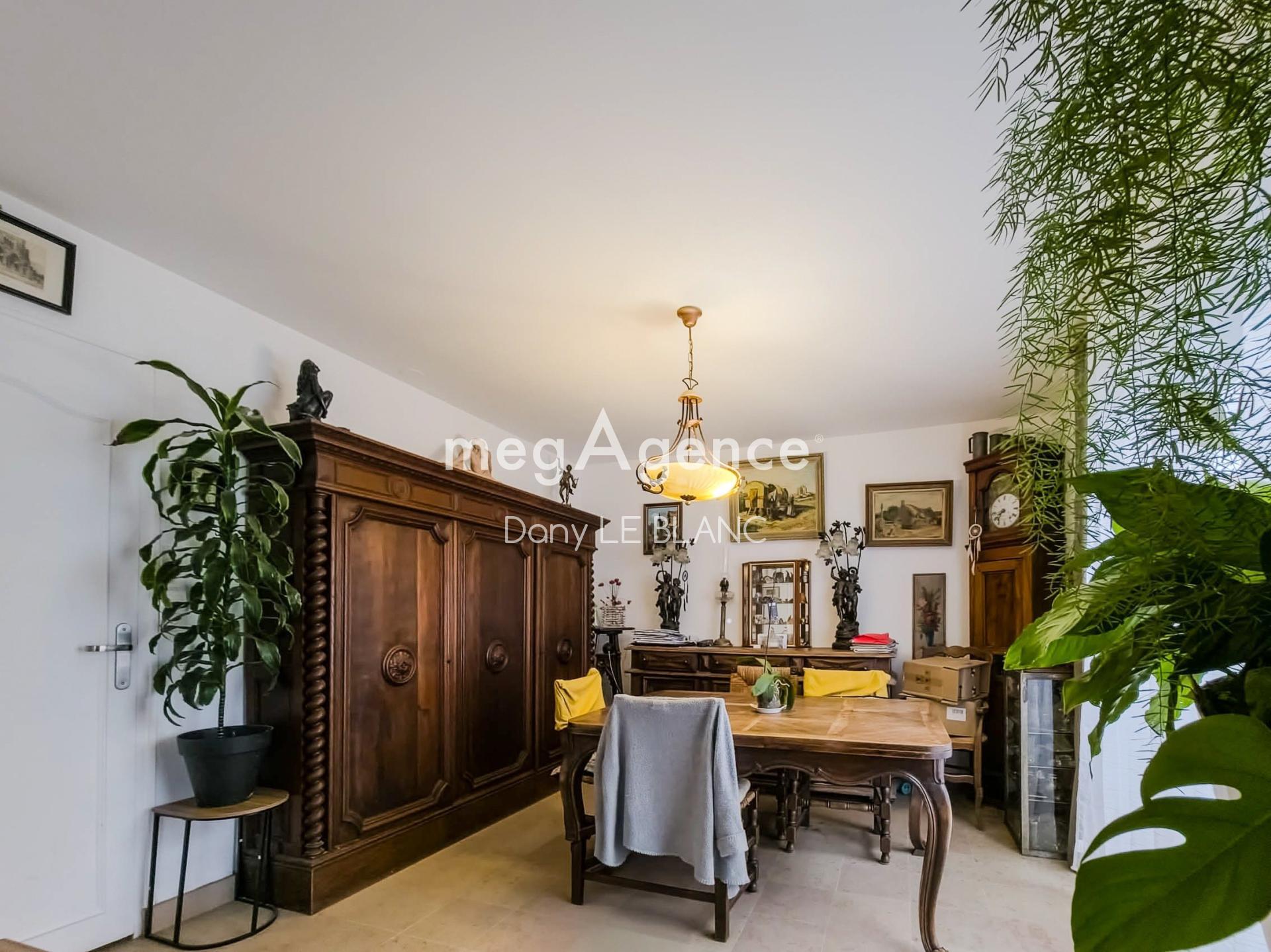 Miniature photo - 2 / 7