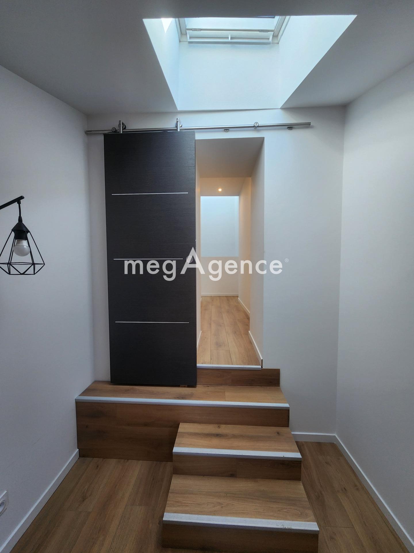 Miniature photo - 15 / 16